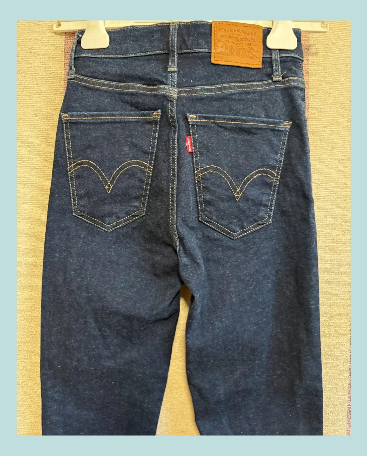 Vaqueros Levis cintura alta , elástico, talla 34 🍀 – Levi's – taille XS / 34 / 6 5
