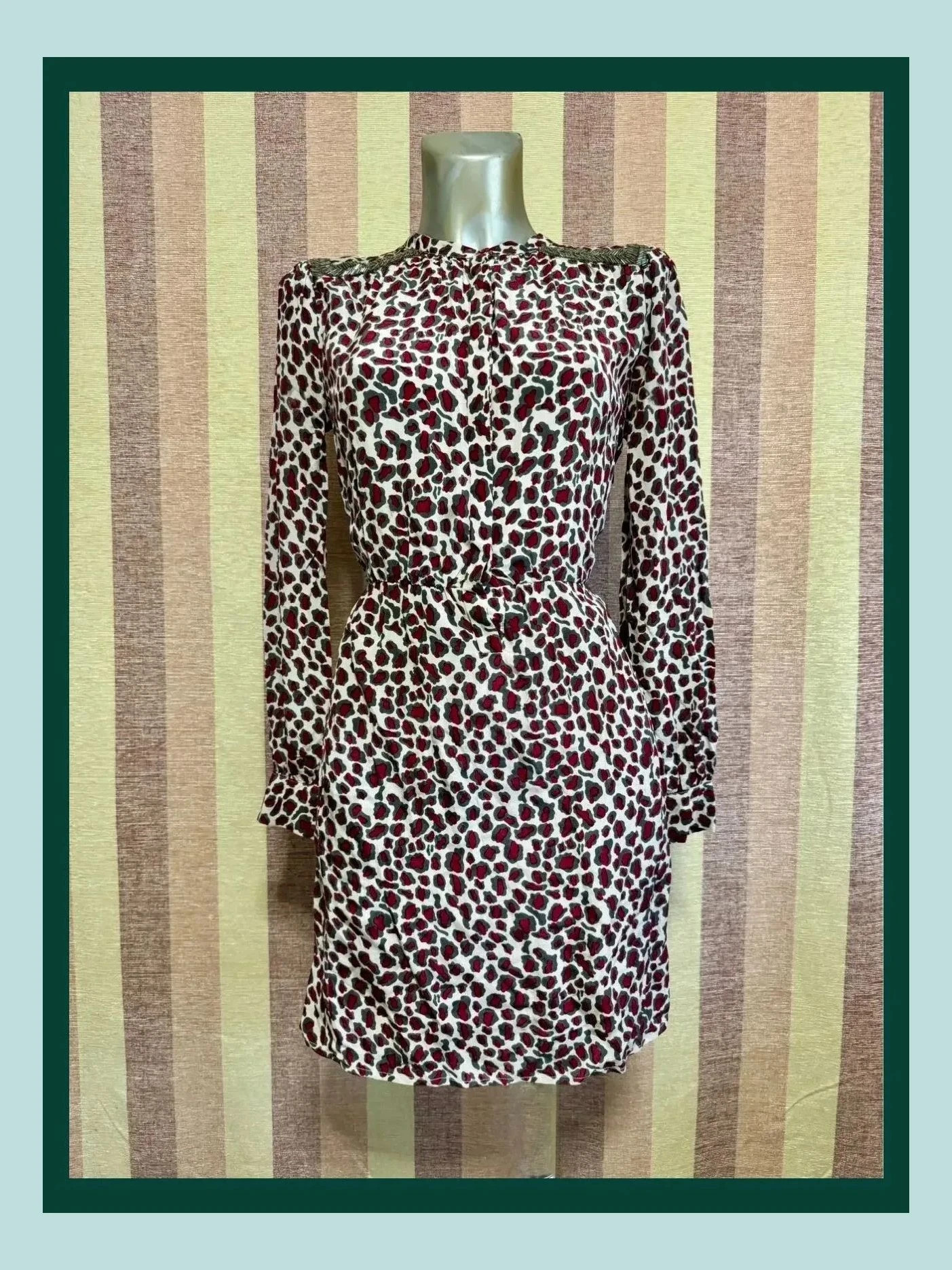 Vestido seda marca Hoss intropia , talla 38 🍀