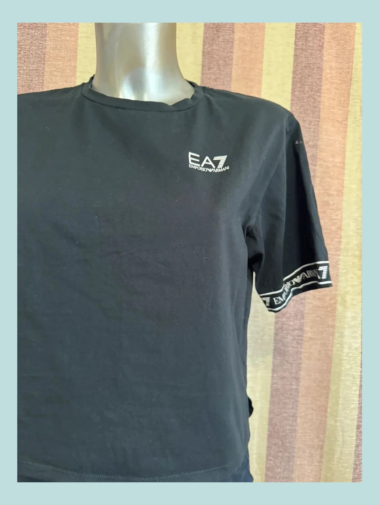 Camiseta oversize crop negra de armani talla XXS 🍀 – EA7 Emporio Armani – taille XXS / 32 / 4 2