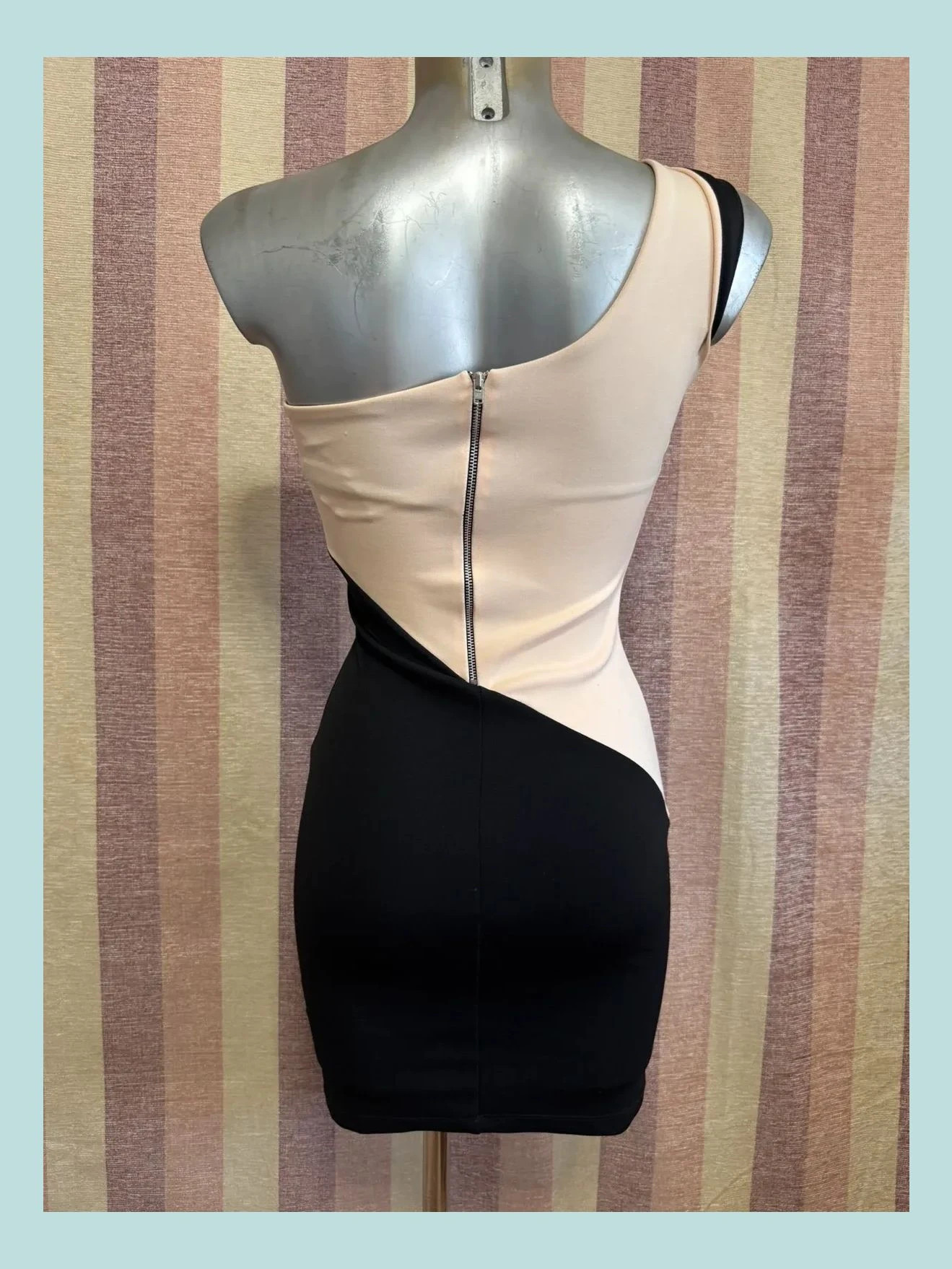 Vestido costo ajustado marca Miss selfrige , talla 34 🍀 – Miss Selfridge – taille XS / 34 / 6 4