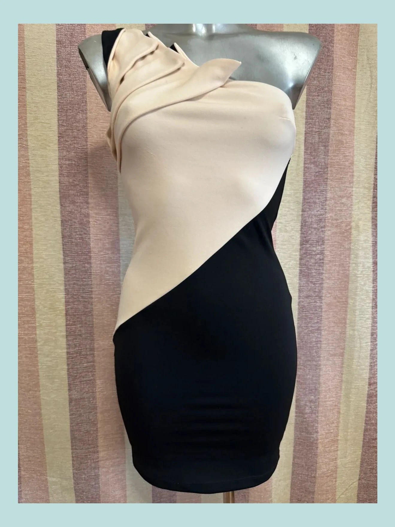 Vestido costo ajustado marca Miss selfrige , talla 34 🍀 – Miss Selfridge – taille XS / 34 / 6 2
