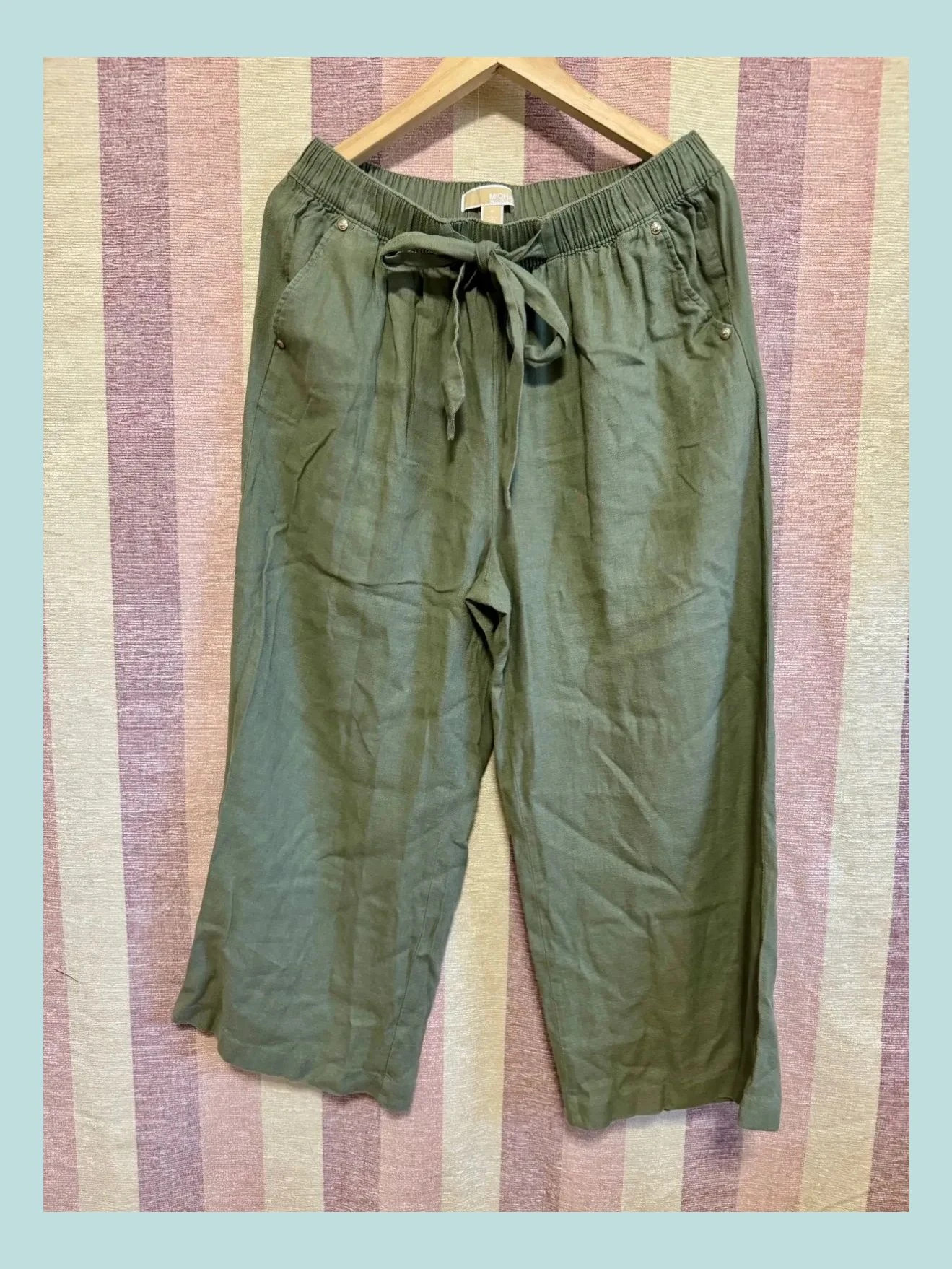 Pantalón capri lino y viscosa de Michael Kors , talla M 🍀