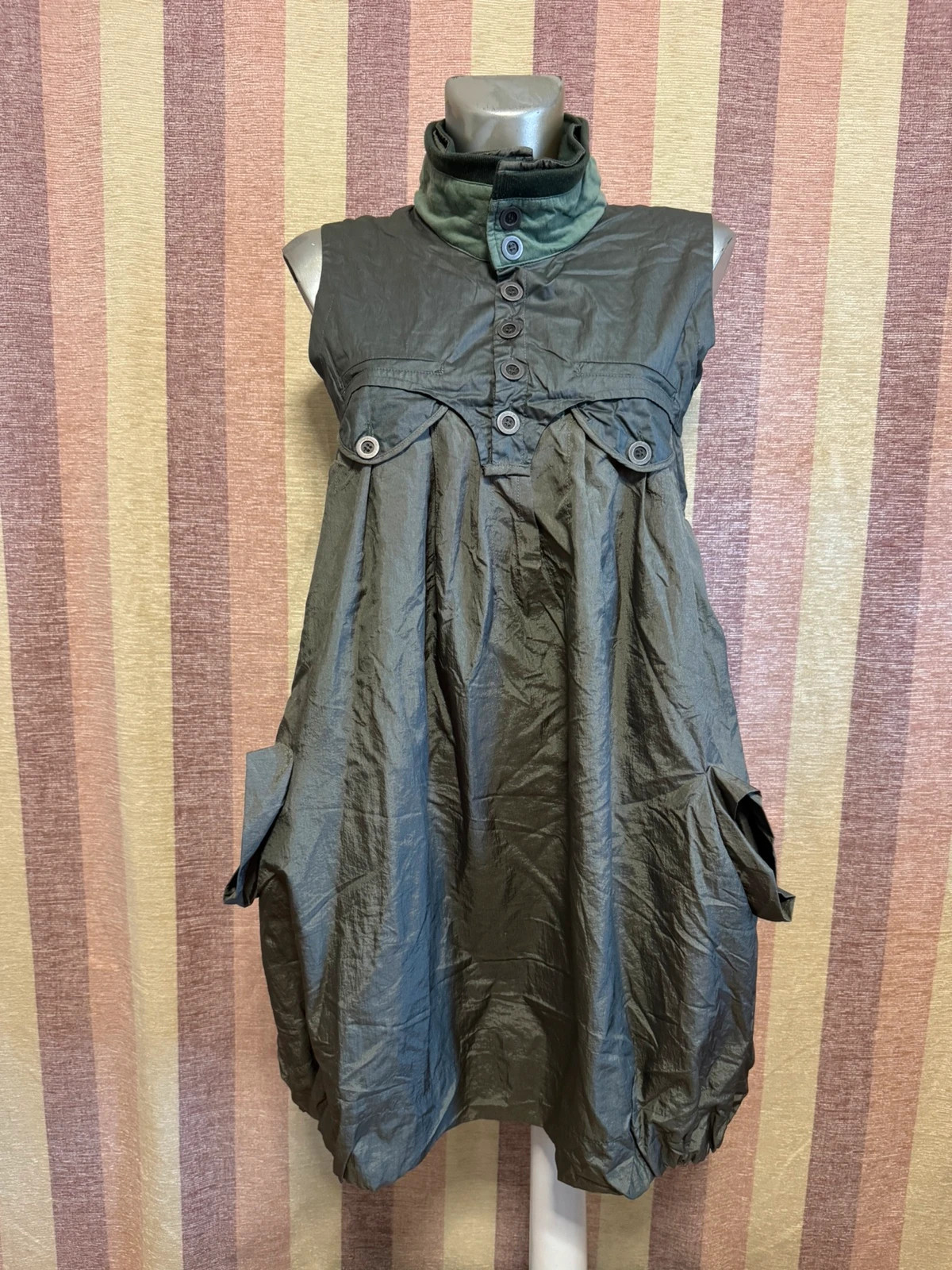 Vestido oversize marca D-stiag talla L 🍀