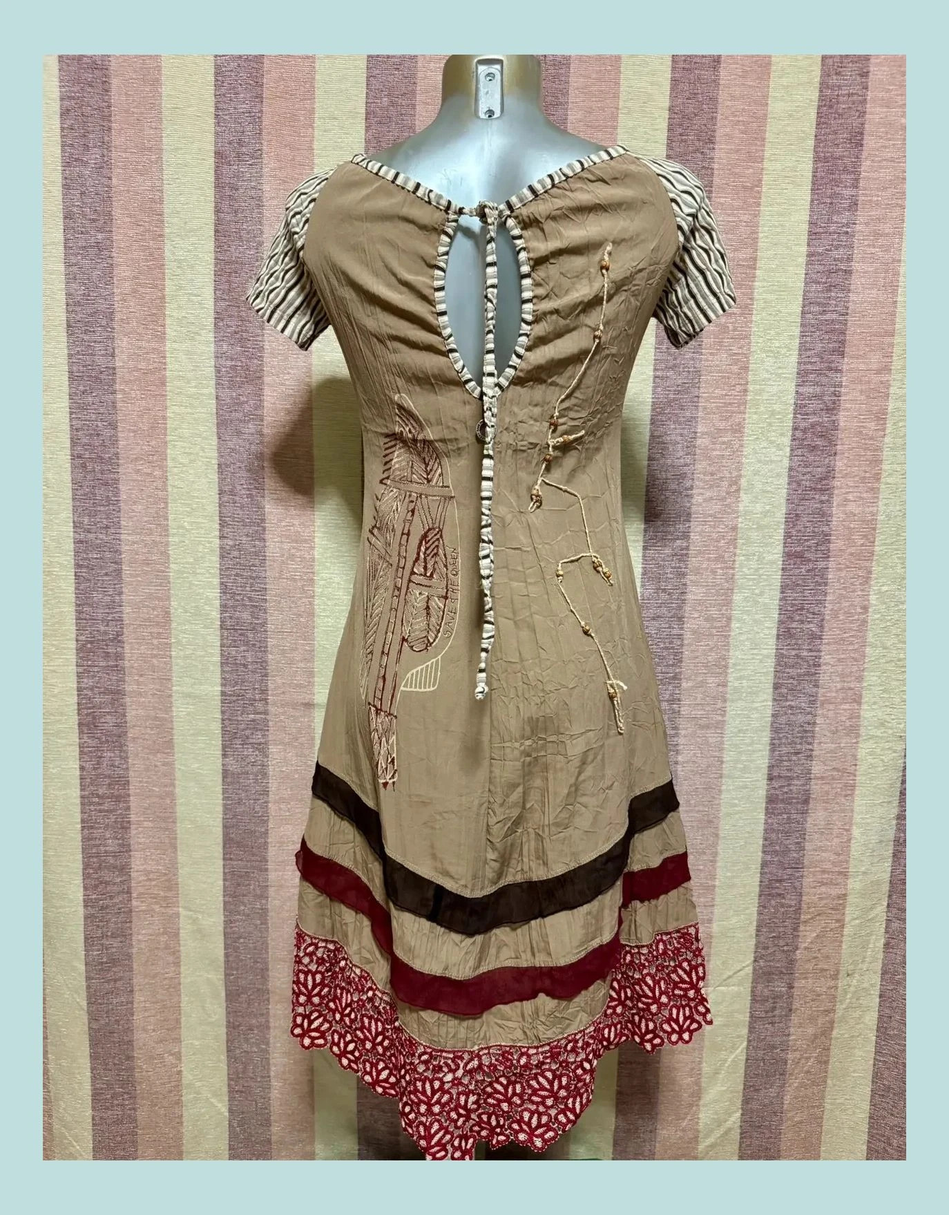 Vestido verano save the Queen , talla L 🍀 – *Save the Queen!* – taille L / 40 / 12 5