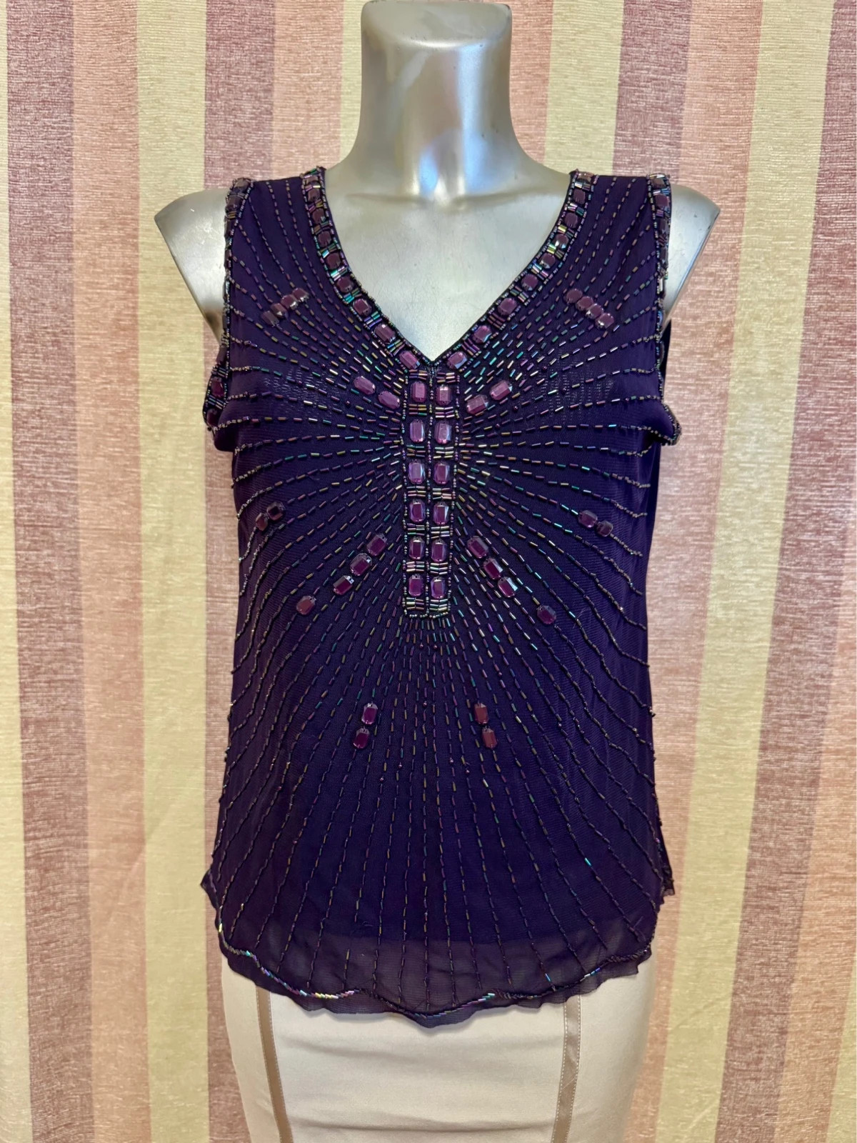 Blusa con brillos de Cristina Garcia talla 48 , tela elástica 🍀