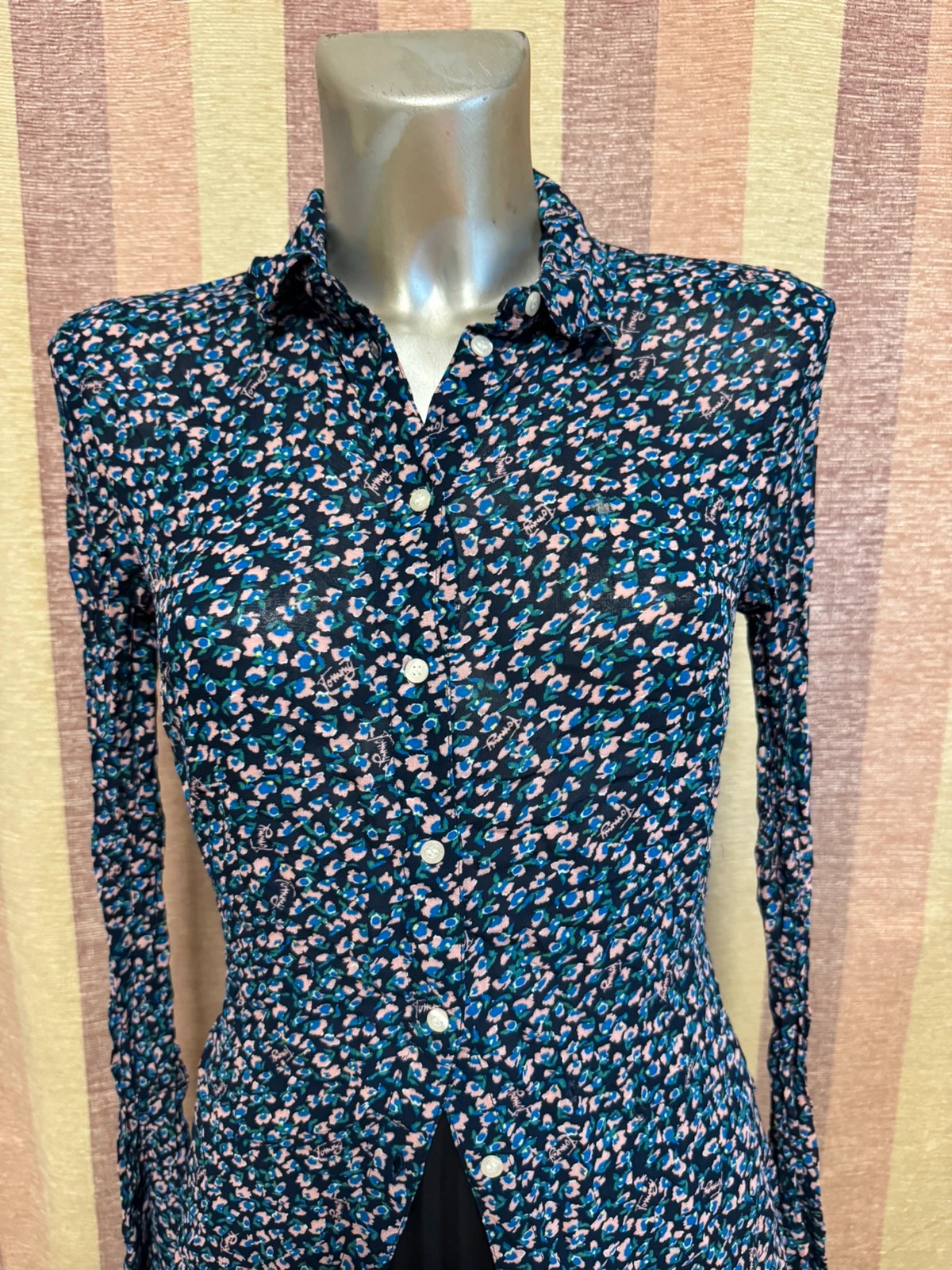 Blusa estampada de tommy hilfiger, talla S 🍀 – Tommy Hilfiger – taille S / 36 / 8 3