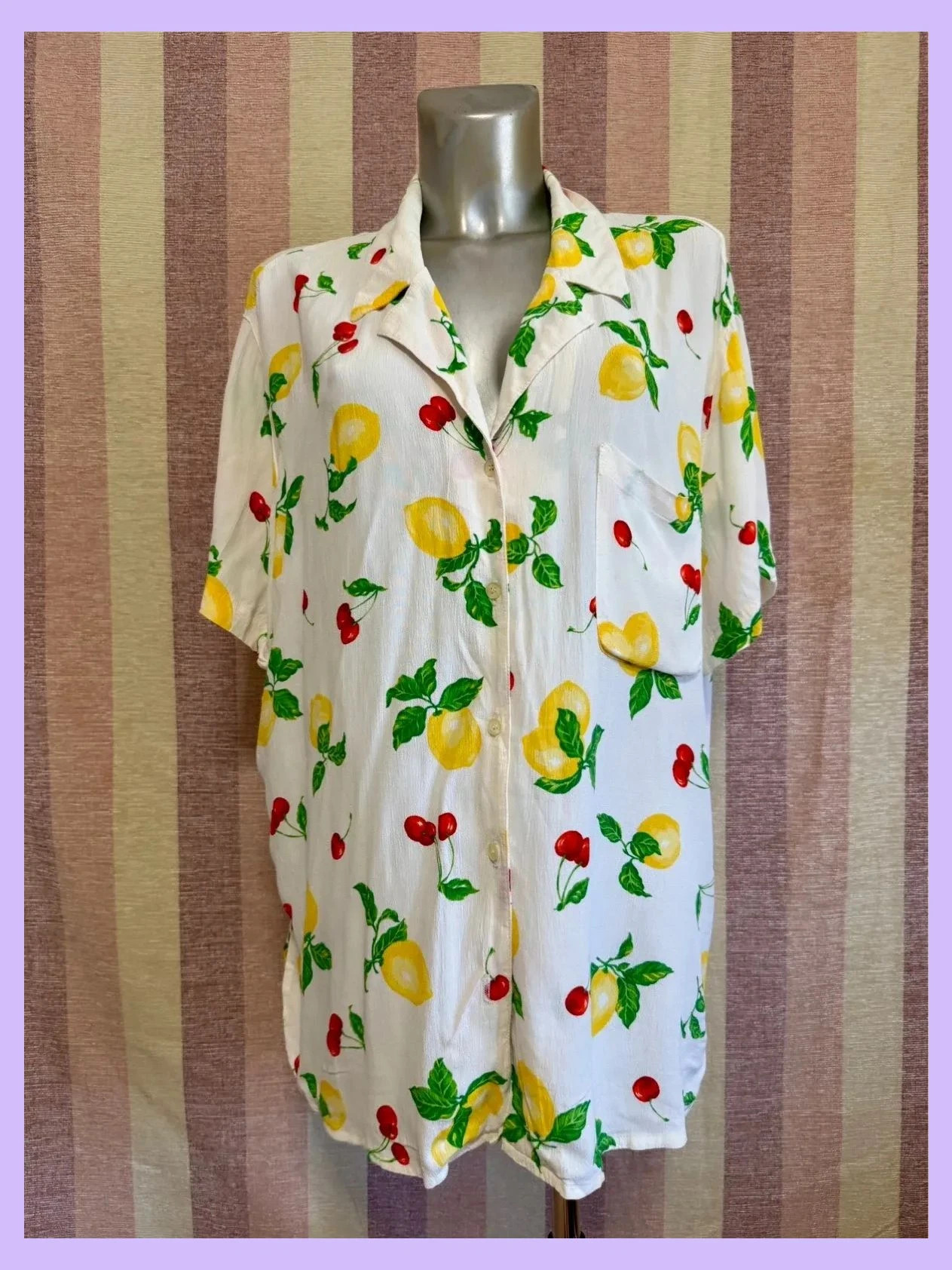 Bonita blusa verano marca jones New york , talla 48 🍀