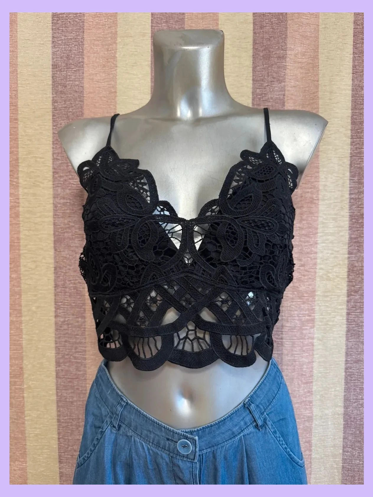 Crop top encaje de miss. Selfrige talla 38 🍀