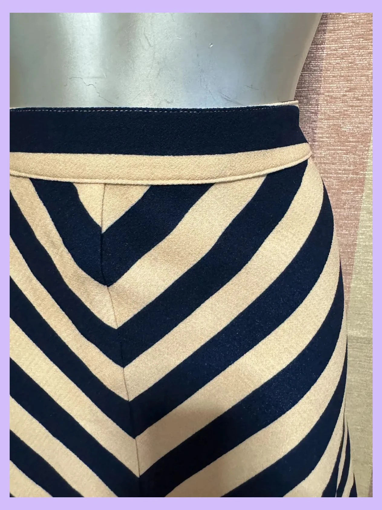 Falda por rodillas marca Louche talla M 🍀 – Louche – taille M / 38 / 10 3
