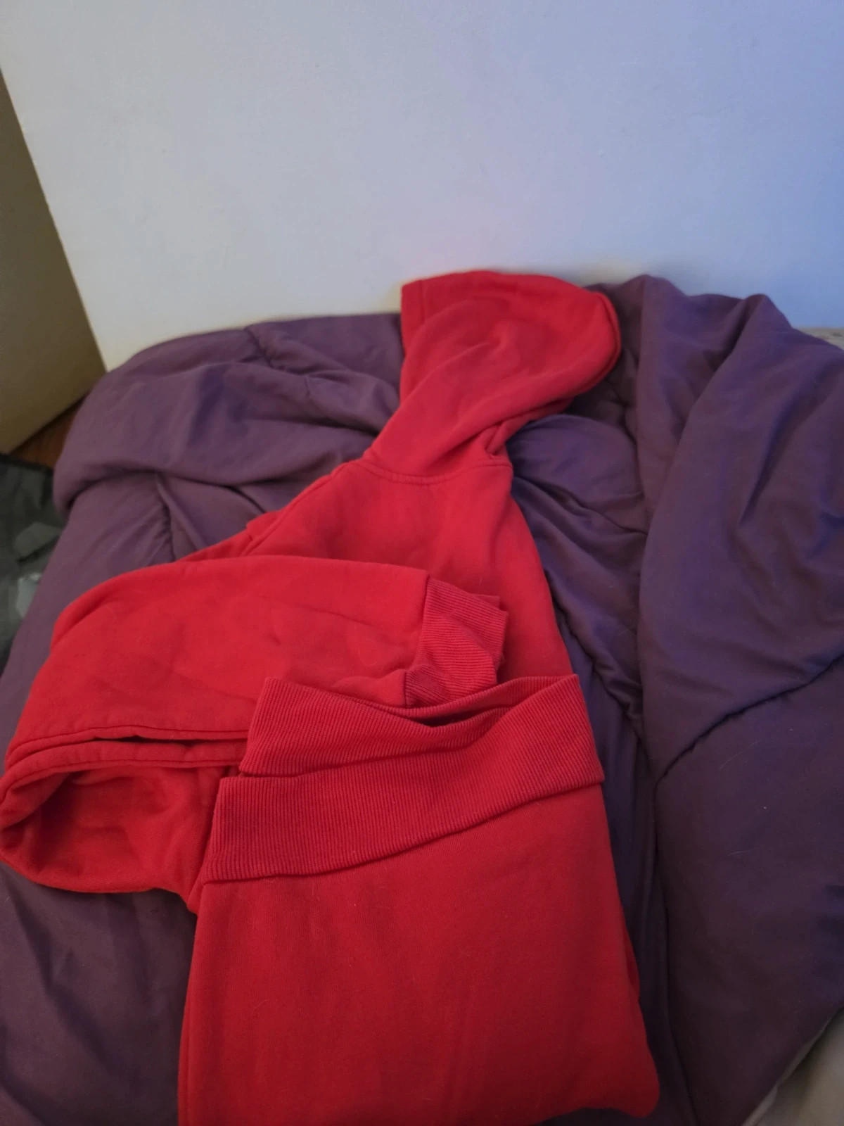 Bonjour je vend un pull d'hiver bien chaud taille S en bon état – Shein – taille S 4