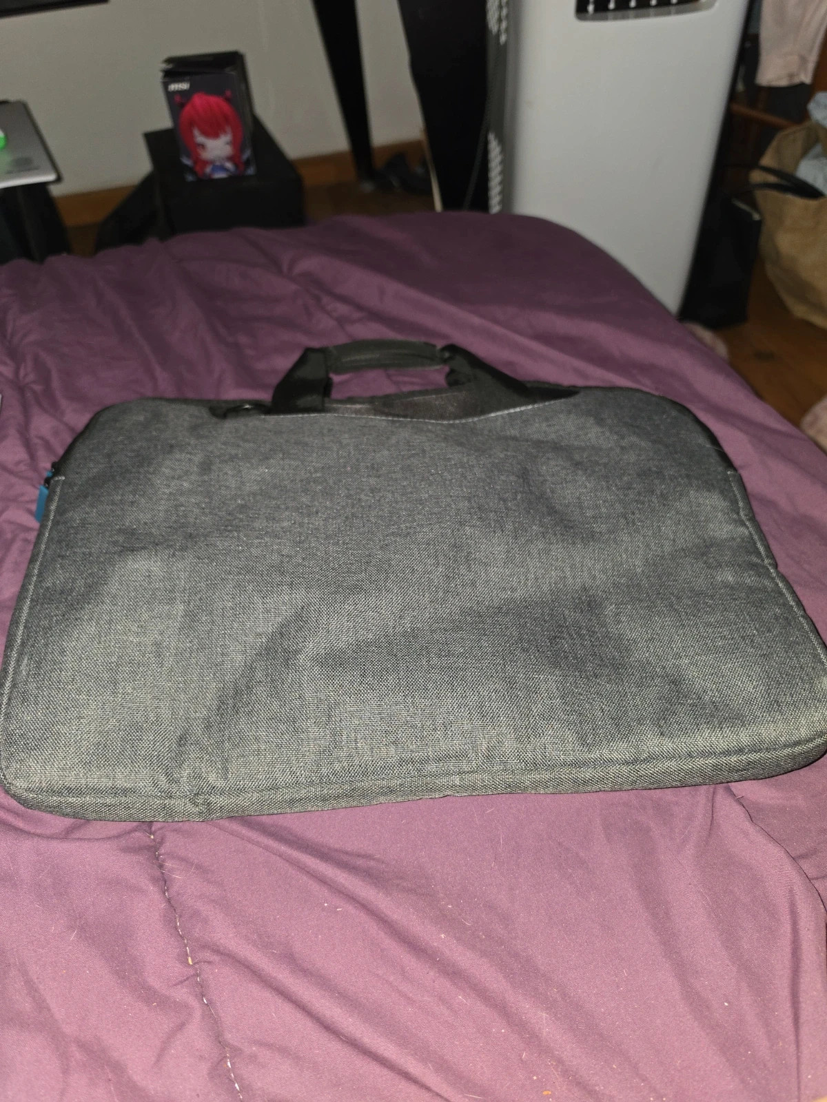 Bonjour je vend une sacoche pour d'ordinateur portable 5