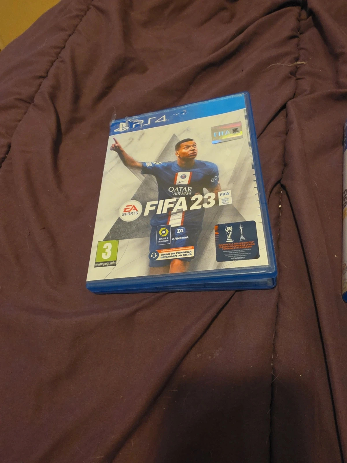 Bonjour je vend deux jeux ps4 fifa 23 et fifa 16 4