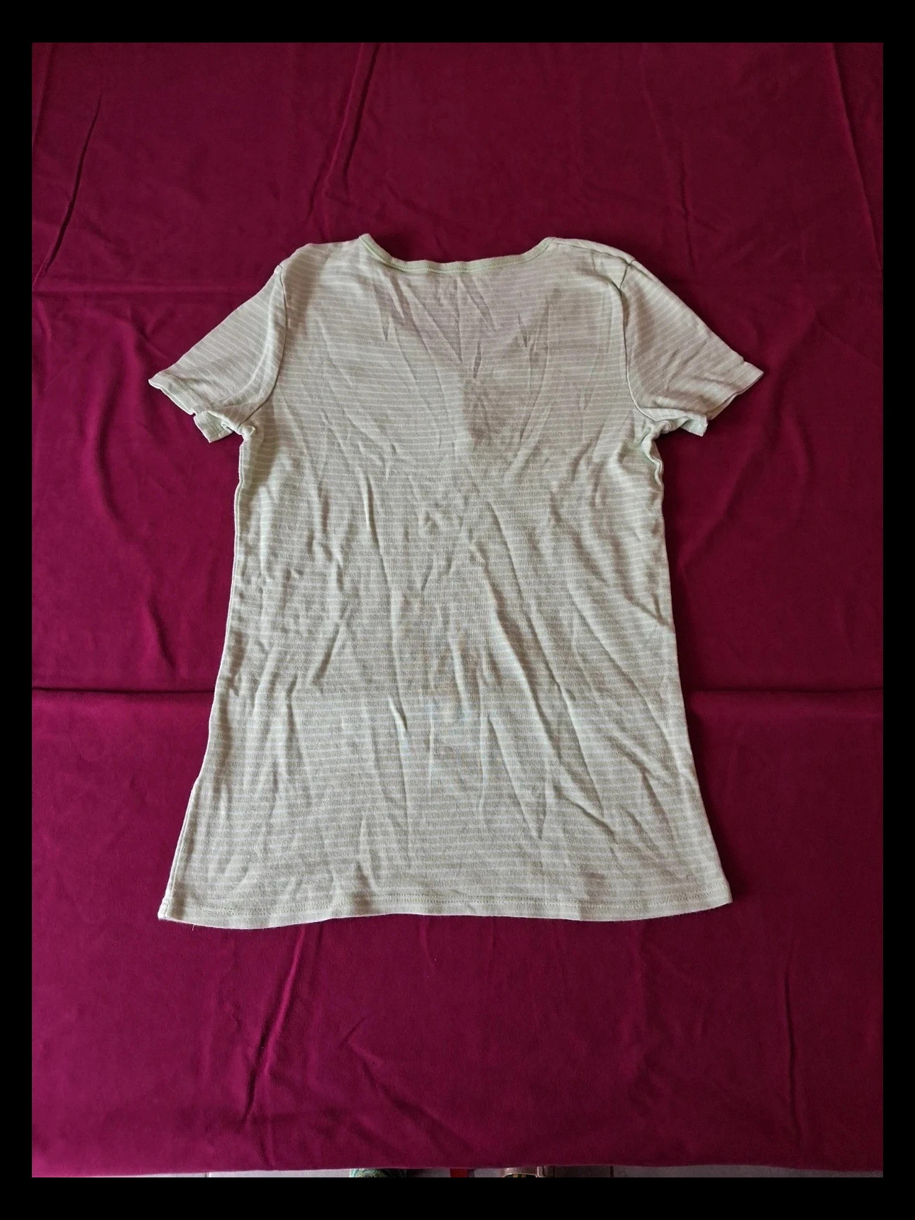 Tee shirt boutonnée à col v – C&A – taille M / 38 / 10 3