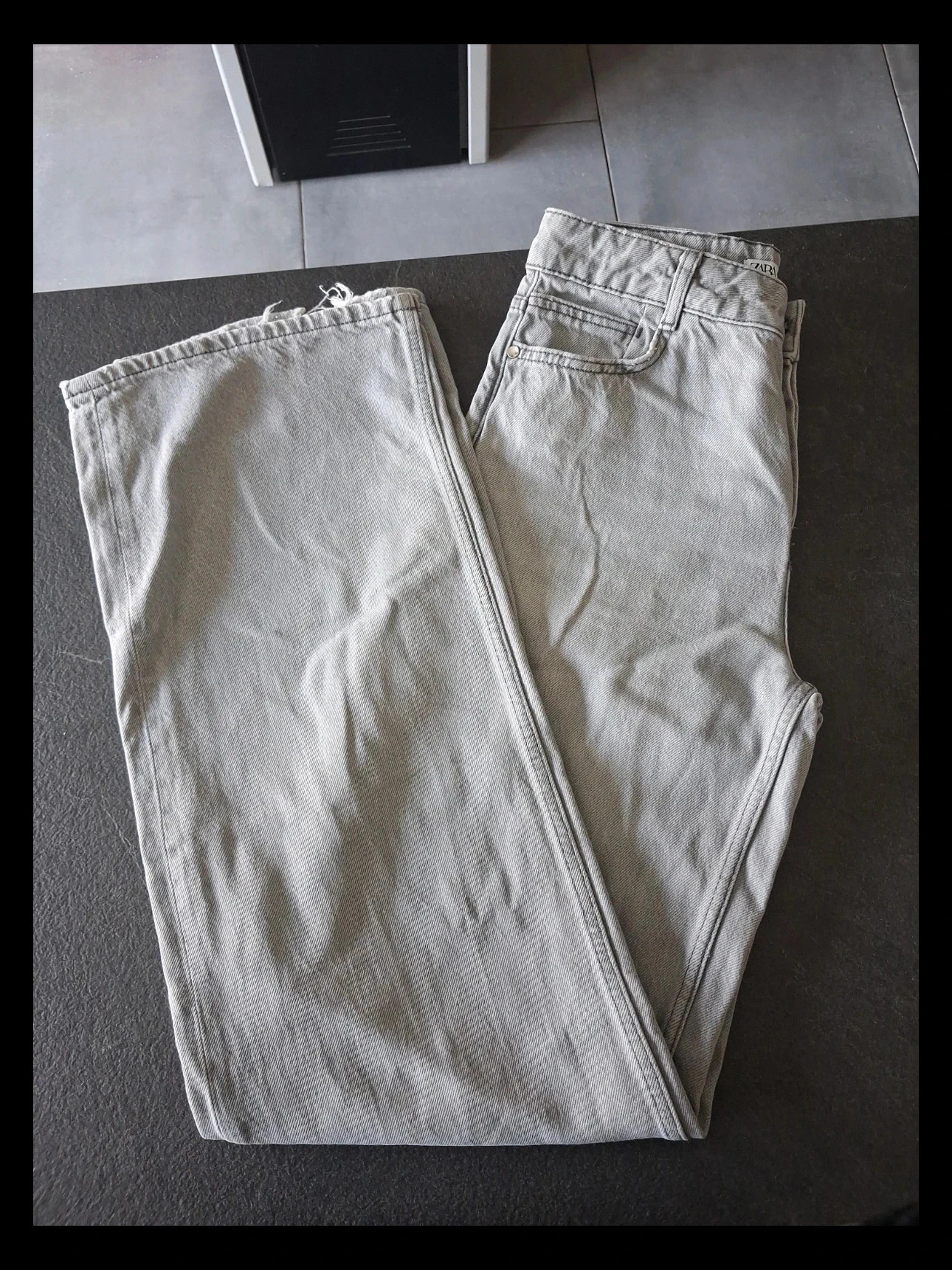 Jean ZARA large droit