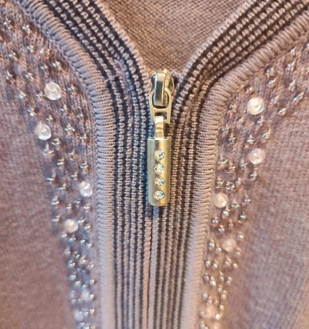 Cárdigan con brillitos – Local – taille 5XL / 50 / 22 3