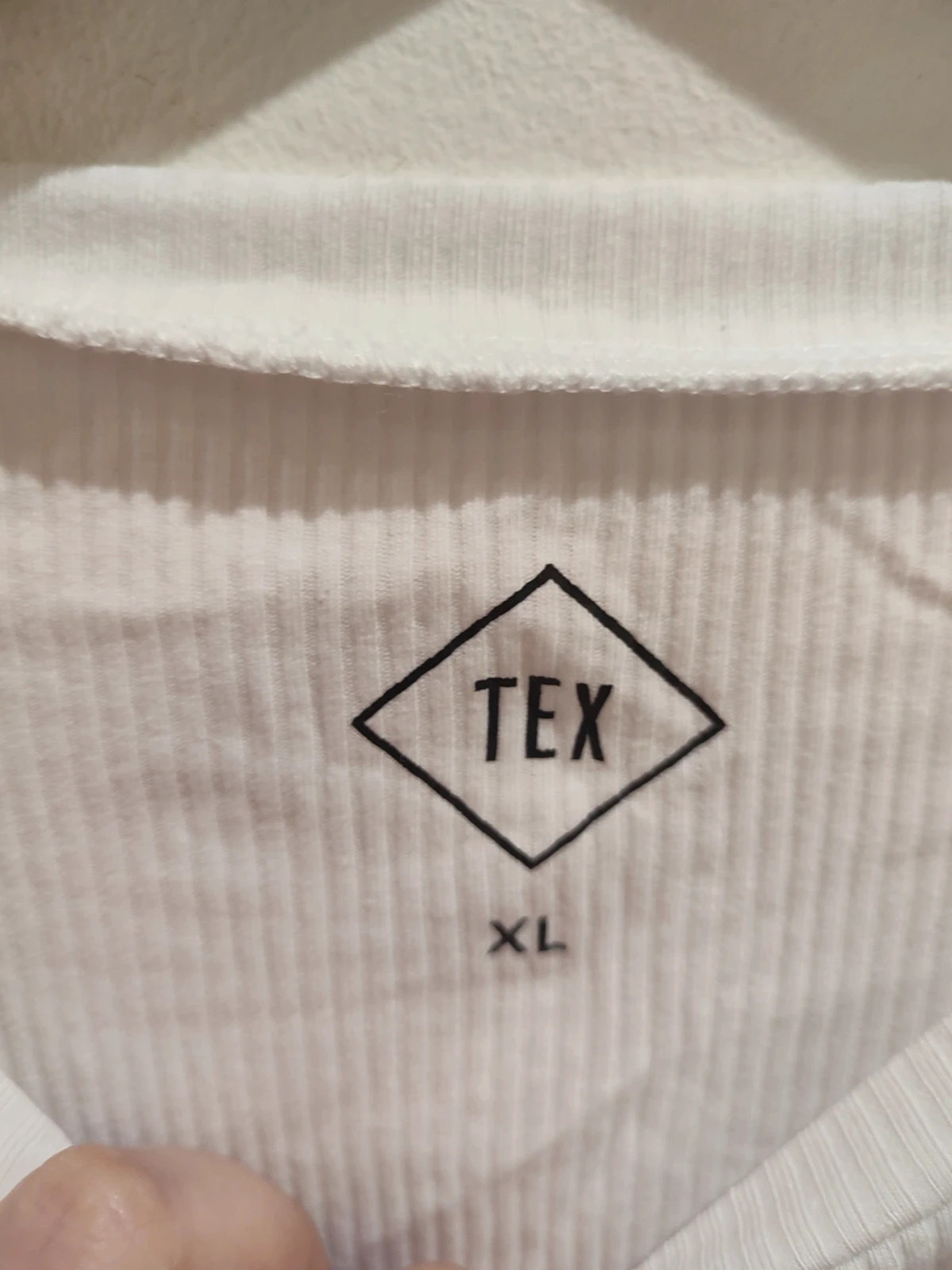 Blusa canalé – TEX – taille 6XL / 52 / 24 2