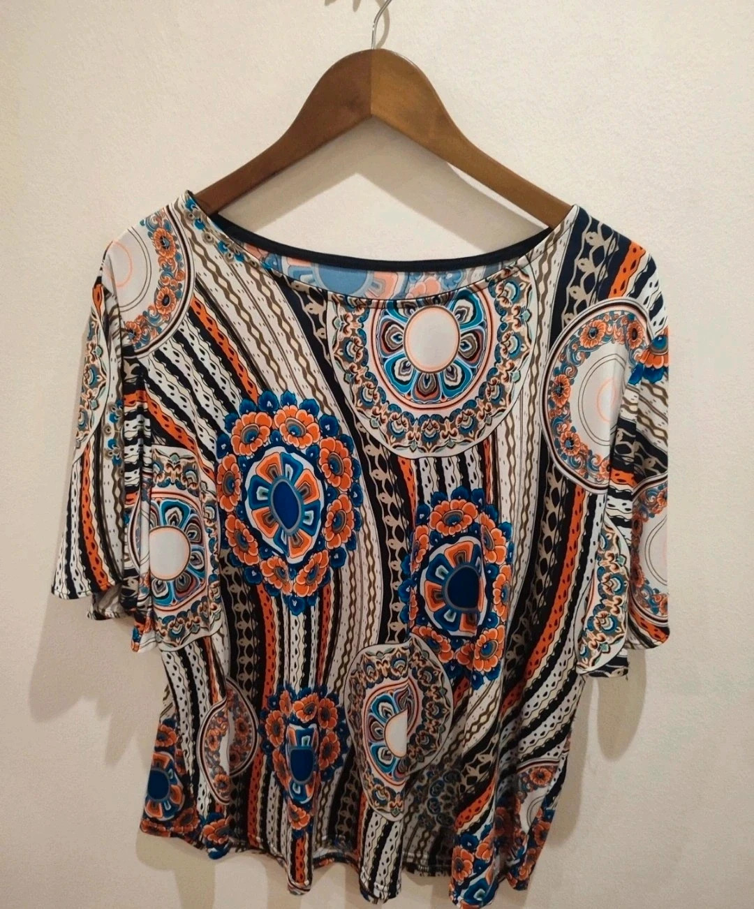 Blusa estampada – Local – taille 6XL / 52 / 24