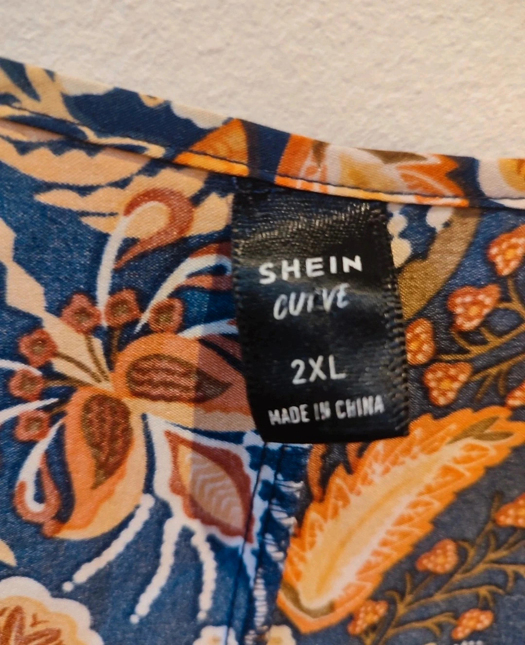 Vestido colorido – Shein Curve – taille 5XL / 50 / 22 2