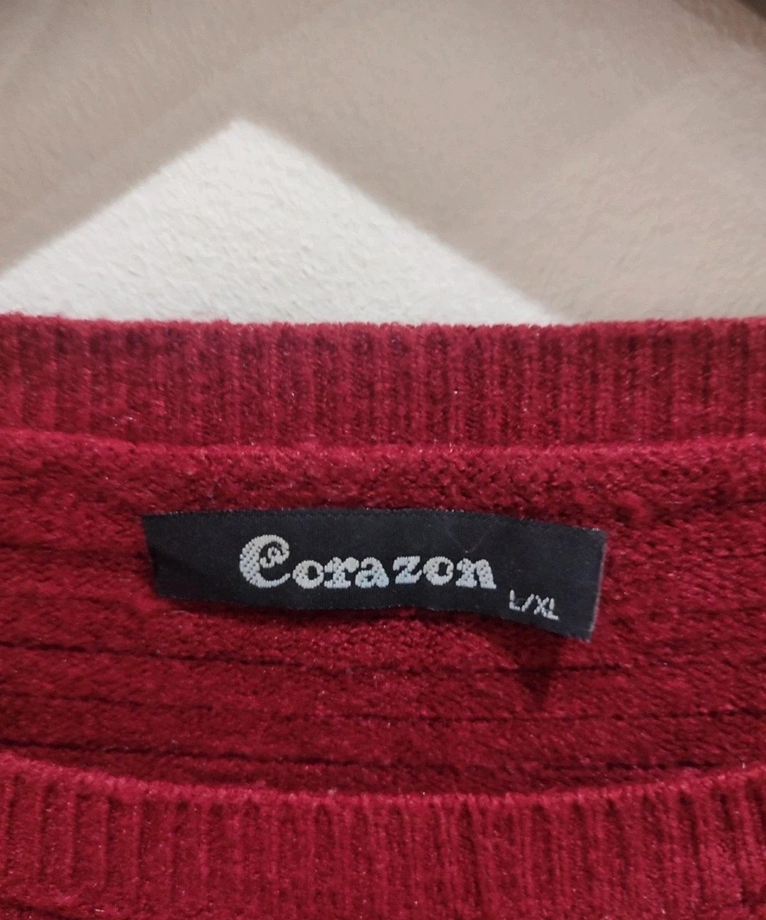 Jersey burdeos con perlas – Corazon – taille 5XL / 50 / 22 2