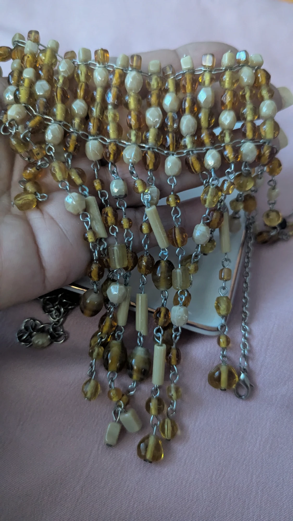 Juego vintage de collar y pantallas