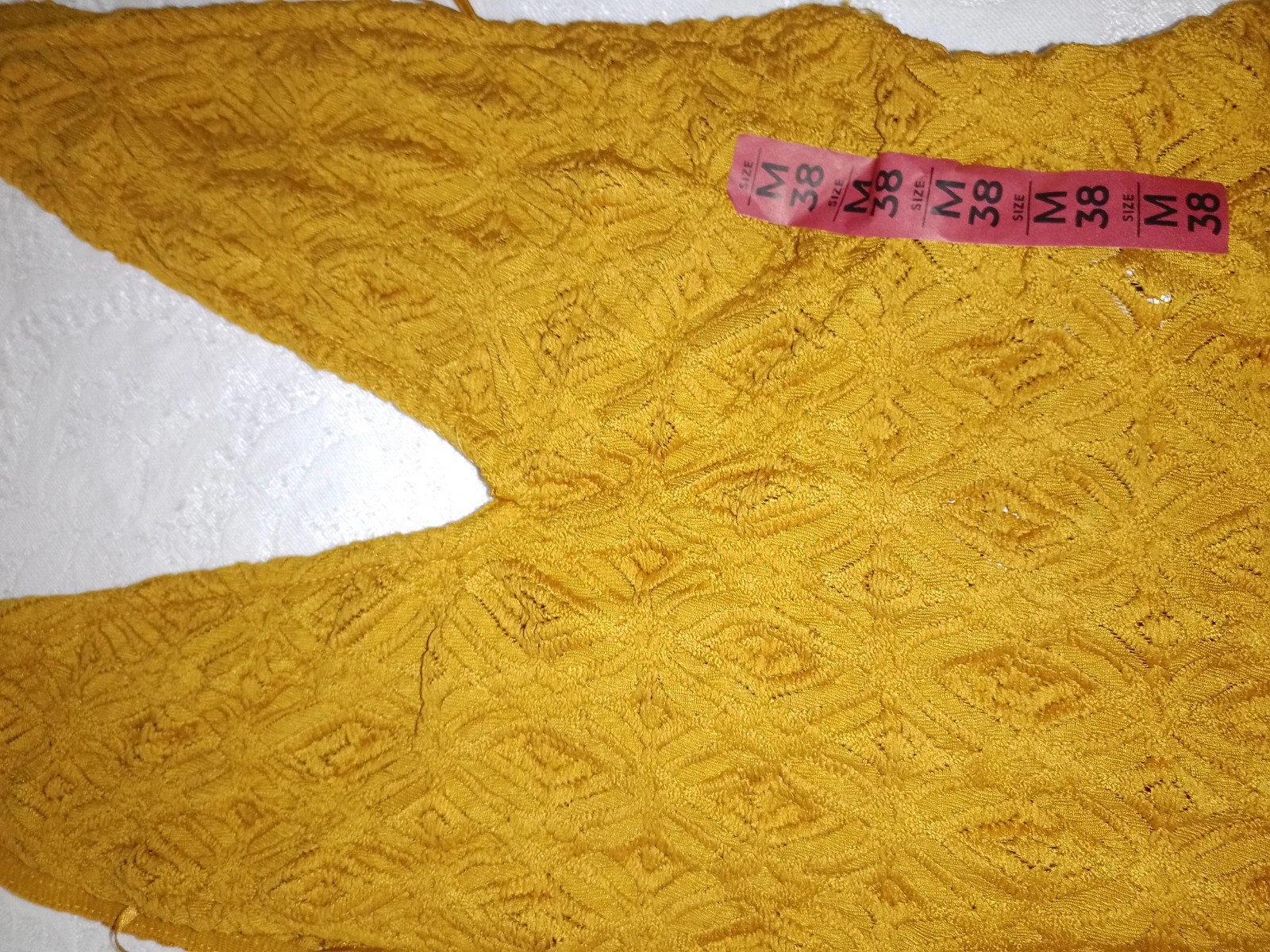 Mustard Yellow Lace Bodysuit – Pull & Bear – taille M / 38 / 10 2