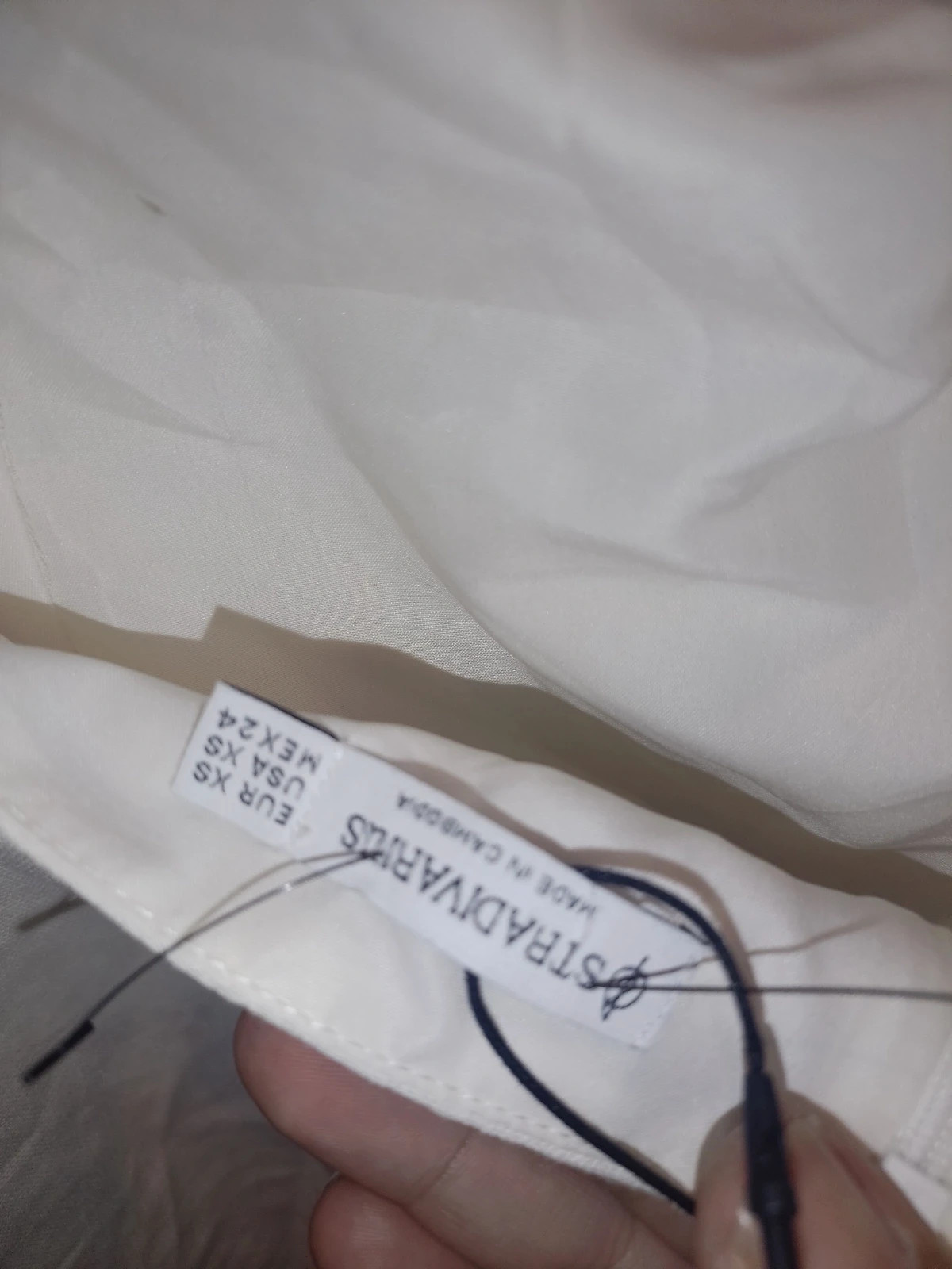 Stradivarius White Linen Blend Open Back Mini Dress Size XS – Stradivarius – taille XS / 34 / 6 4