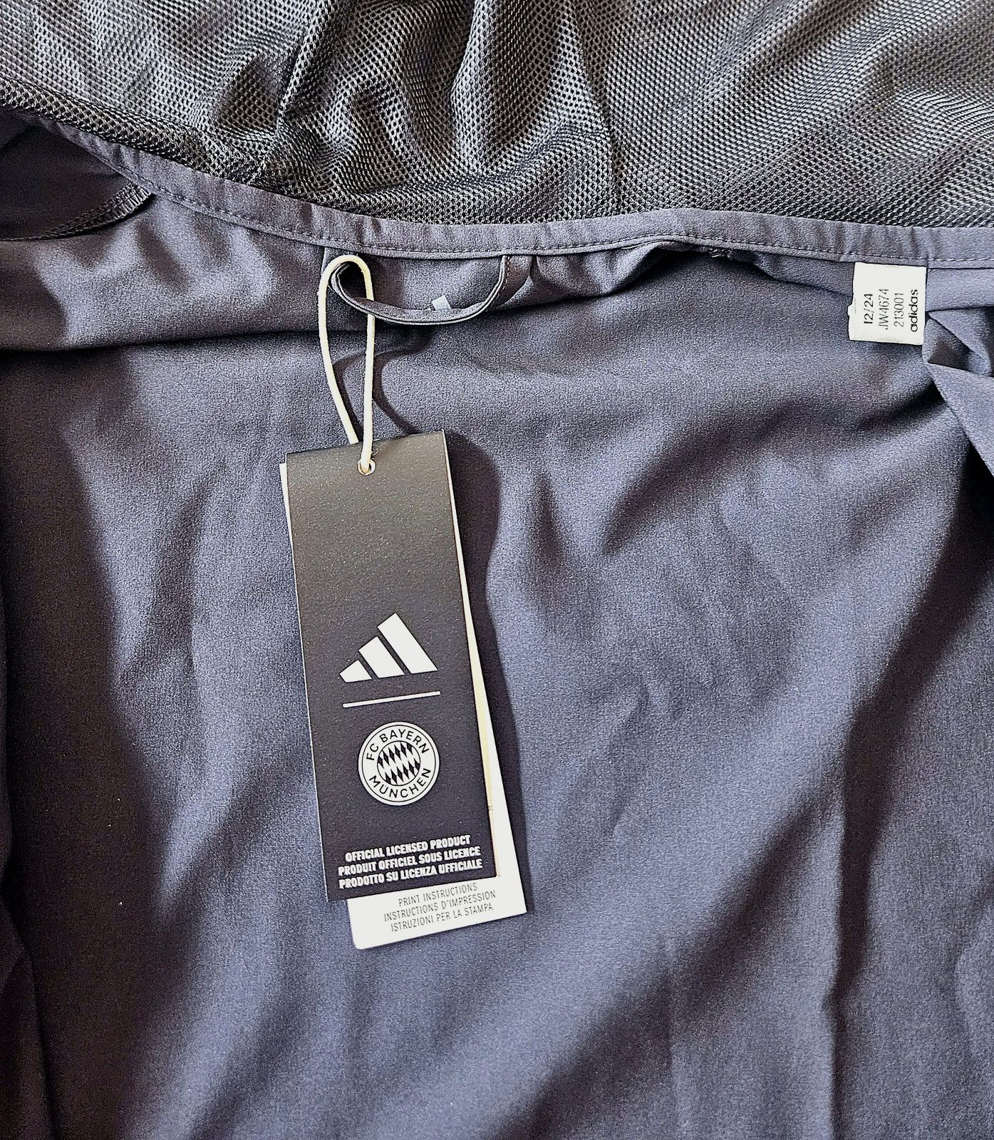 Veste de sport à capuche Adidas FC Bayern München – Adidas – taille M 5