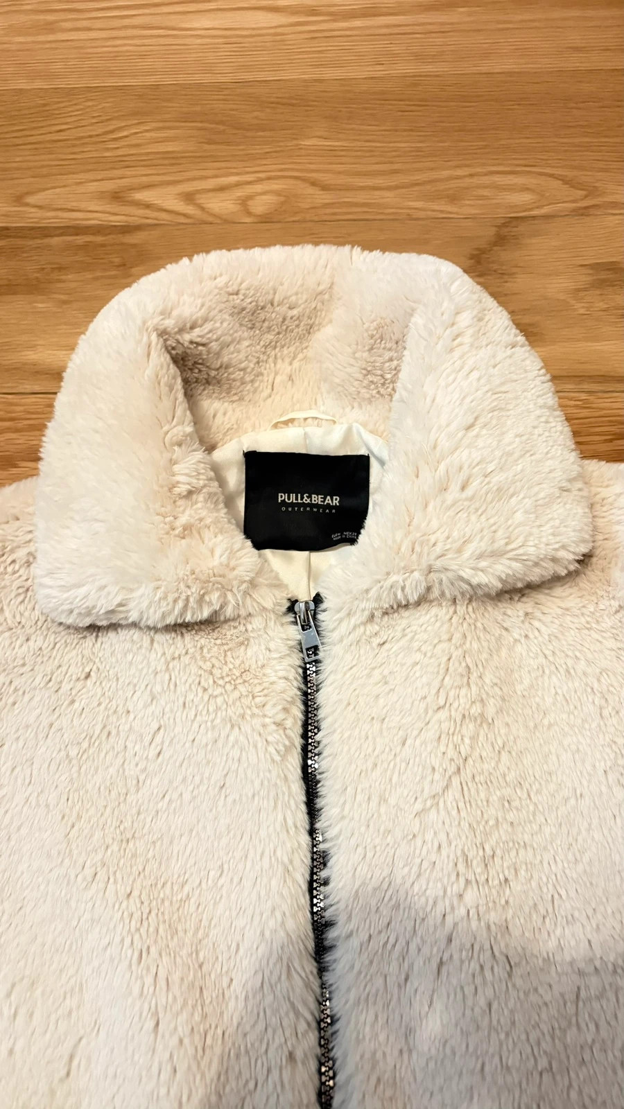Pull&Bear – Veste polaire écrue et noire – Taille M – Pull & Bear – taille M / 38 / 10 2