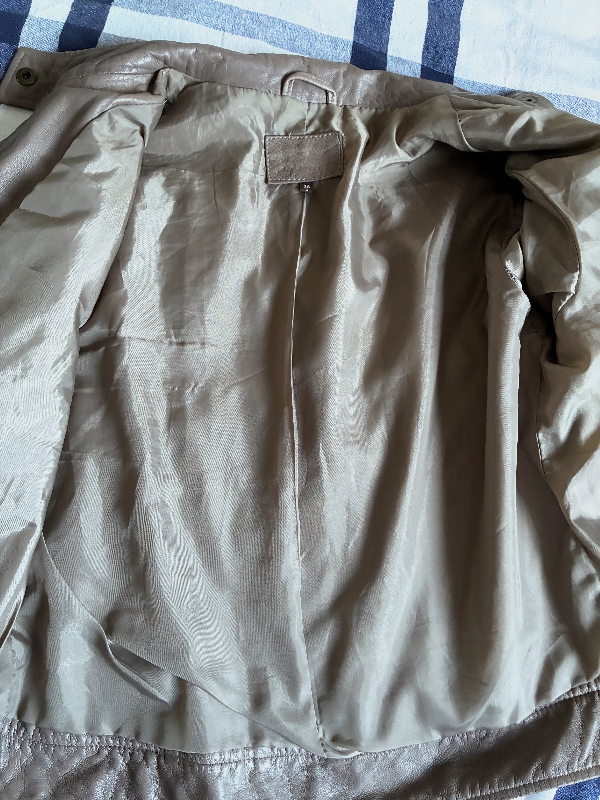 Veste en véritable cuir beige taille 38 pour femme  – Artisanal – taille M 2