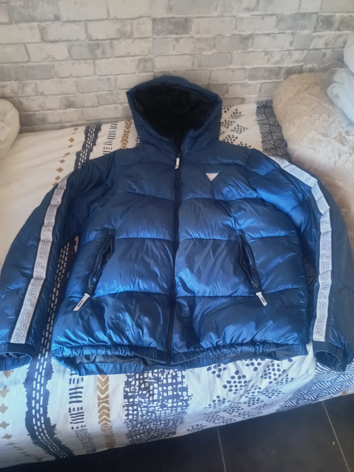 Blouson  – Guess – taille XXL 2