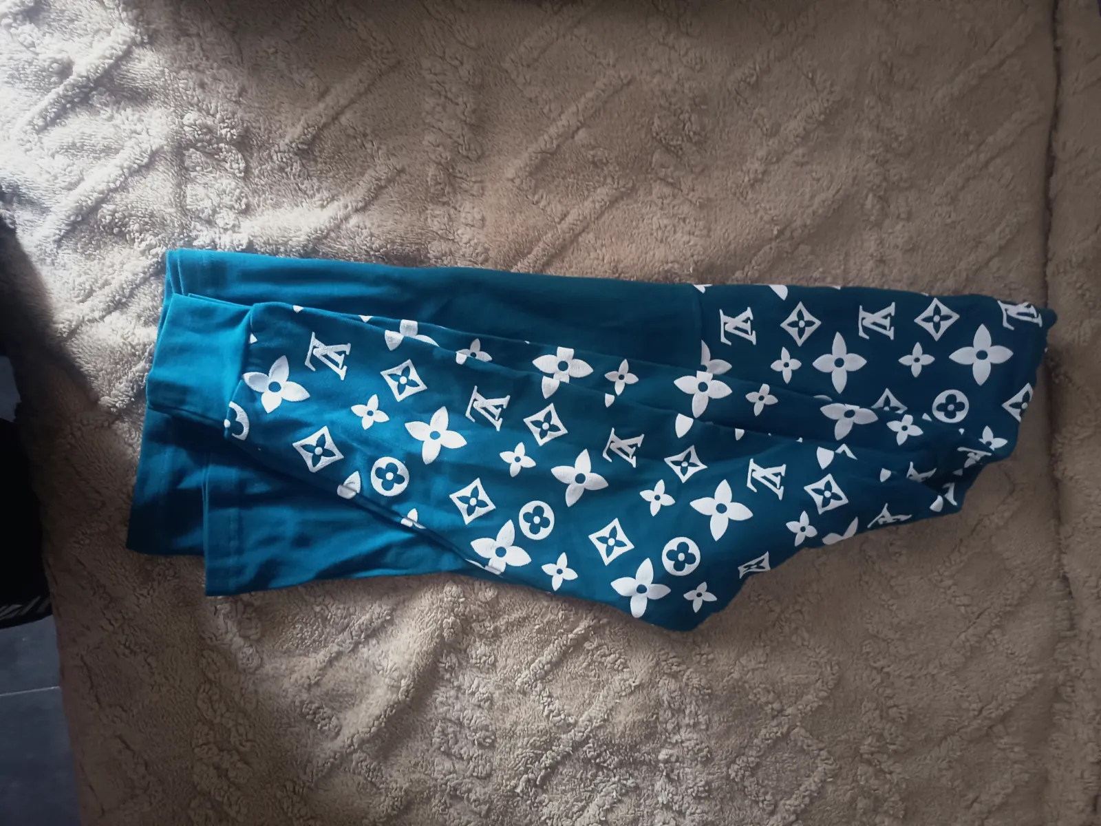 Pulls  – Louis Vuitton – taille L 3