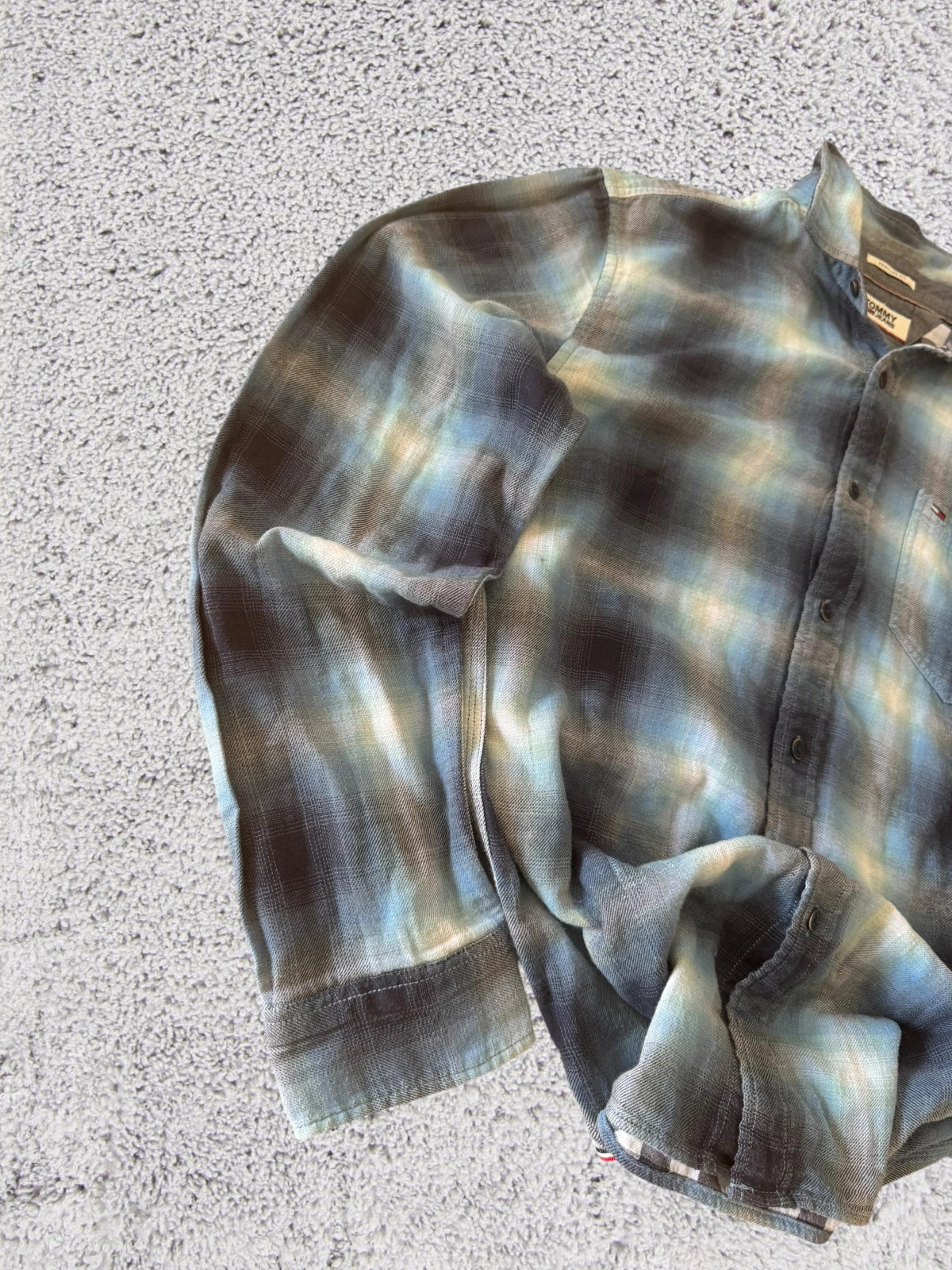 Tommy Jeans Blue 90s Vintage Ombré Plaid Flannel Shirt - Size M – Tommy Jeans – taille M 2