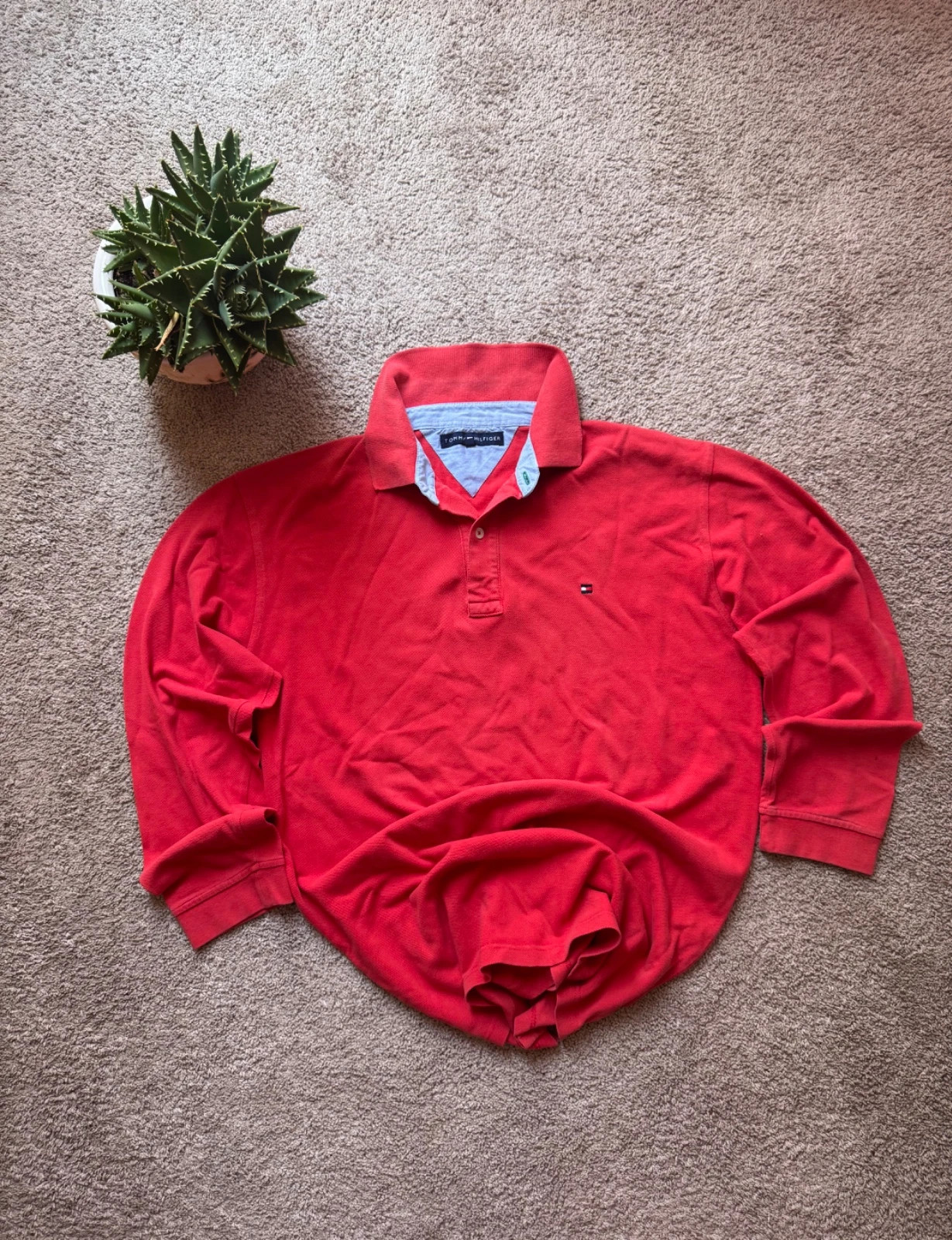 Tommy Hilfiger Red Long Sleeve Vintage Y2K Polo Shirt Size L Made in France – Tommy Hilfiger – taille L