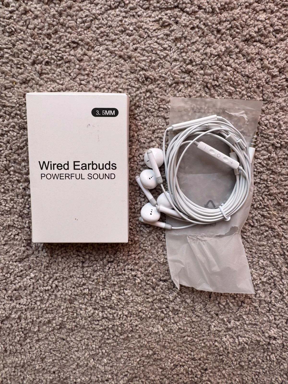 2x Auriculares con cable clavija Jack 3.5mm (Nuevos a estrenar) – Universal