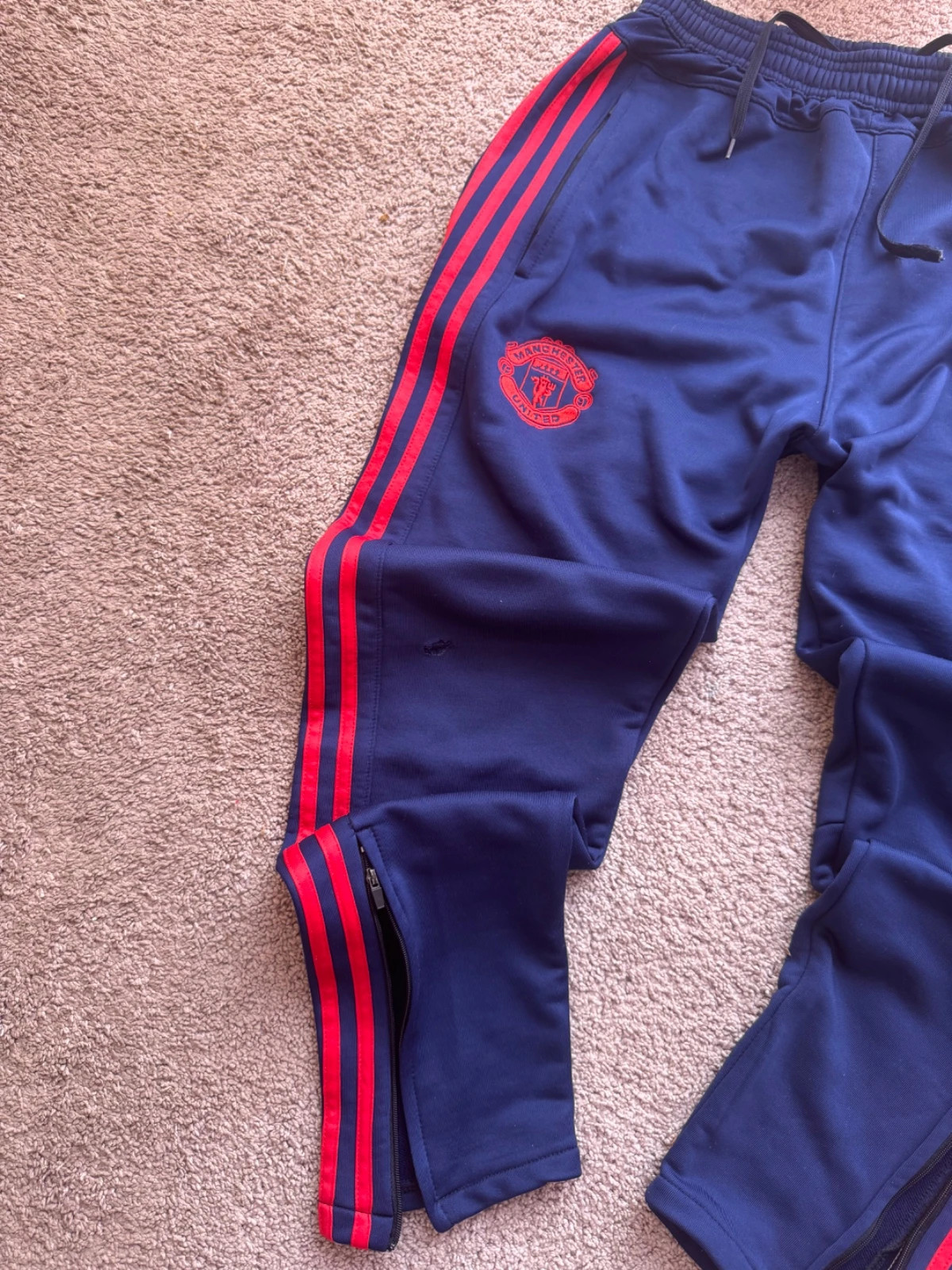 Adidas Manchester United Vintage Track Pants Navy Blue/Red Size M – adidas – taille M 2