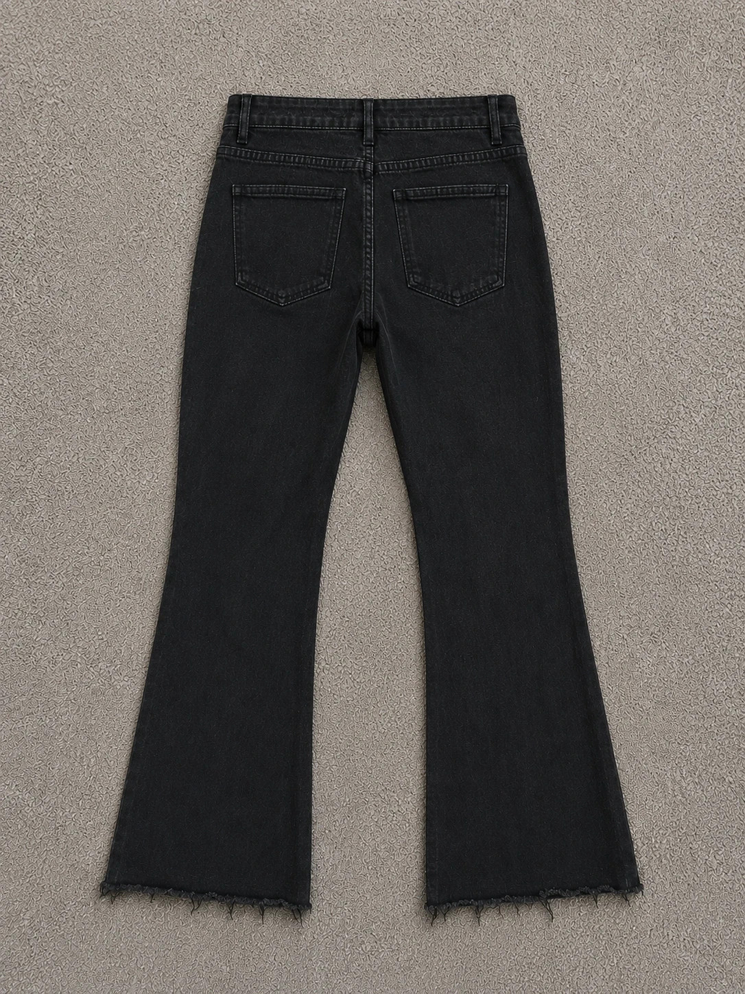Jean noir New York – coupe flare – Mixte / Unisexe – Boutique indépendante – boutique indépendante – taille XL / 42 / 14 3