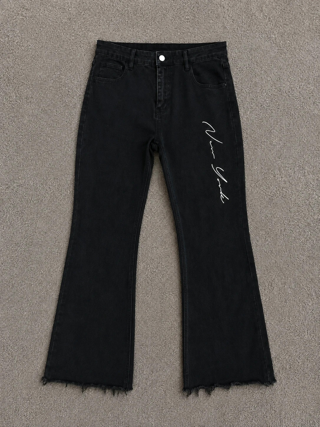 Jean noir New York – coupe flare – Mixte / Unisexe – Boutique indépendante