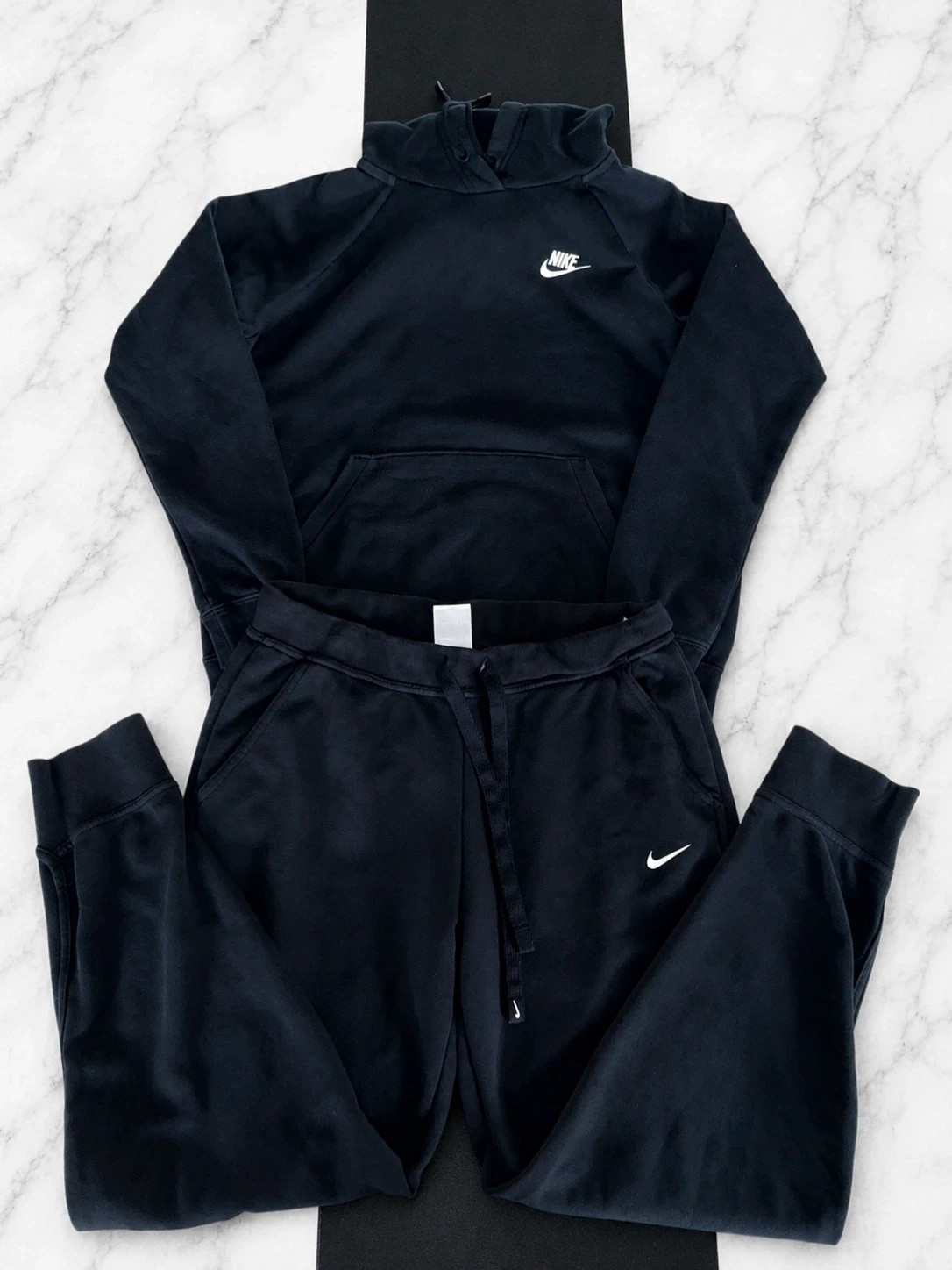 Ensemble Nike Homme – Sweat à capuche + Jogging – Taille S – Nike – taille S