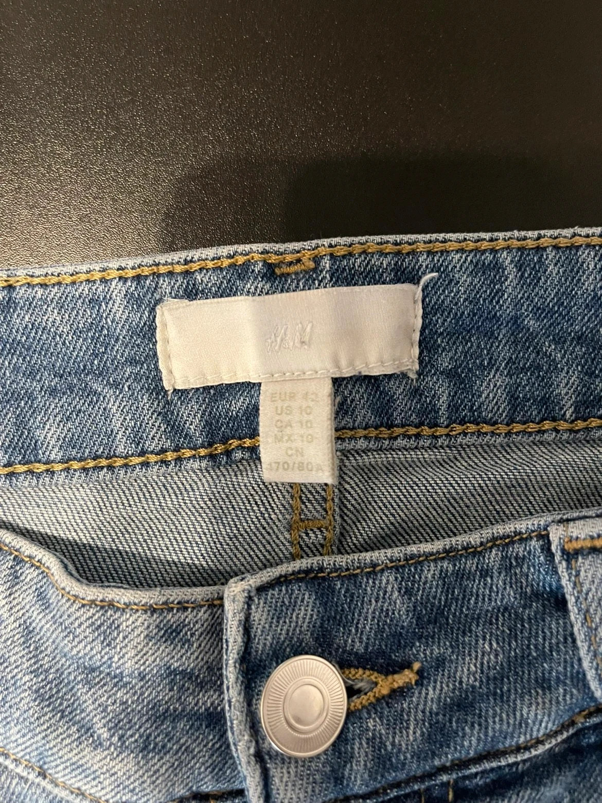 Jean H&M bleu délavé – Taille 42 – H&M – taille XL / 42 / 14 3