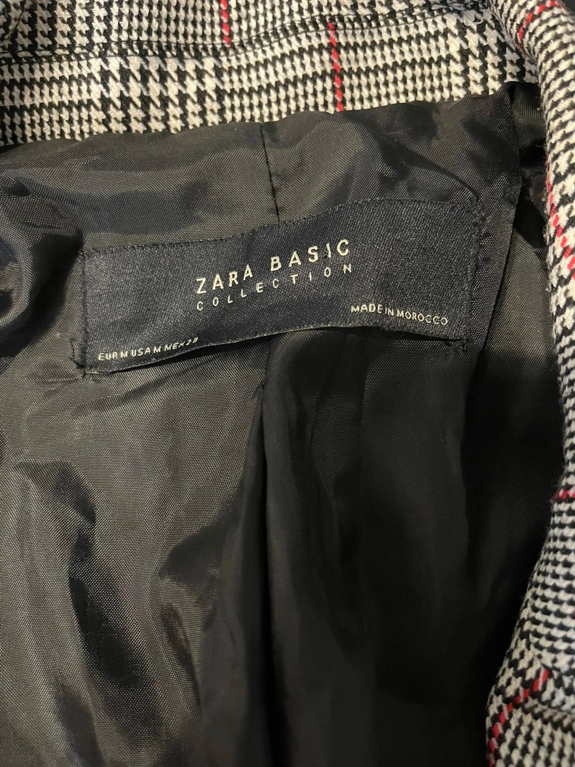 Blazer Zara Basic Collection à carreaux – Taille M – Zara – taille M / 38 / 10 4