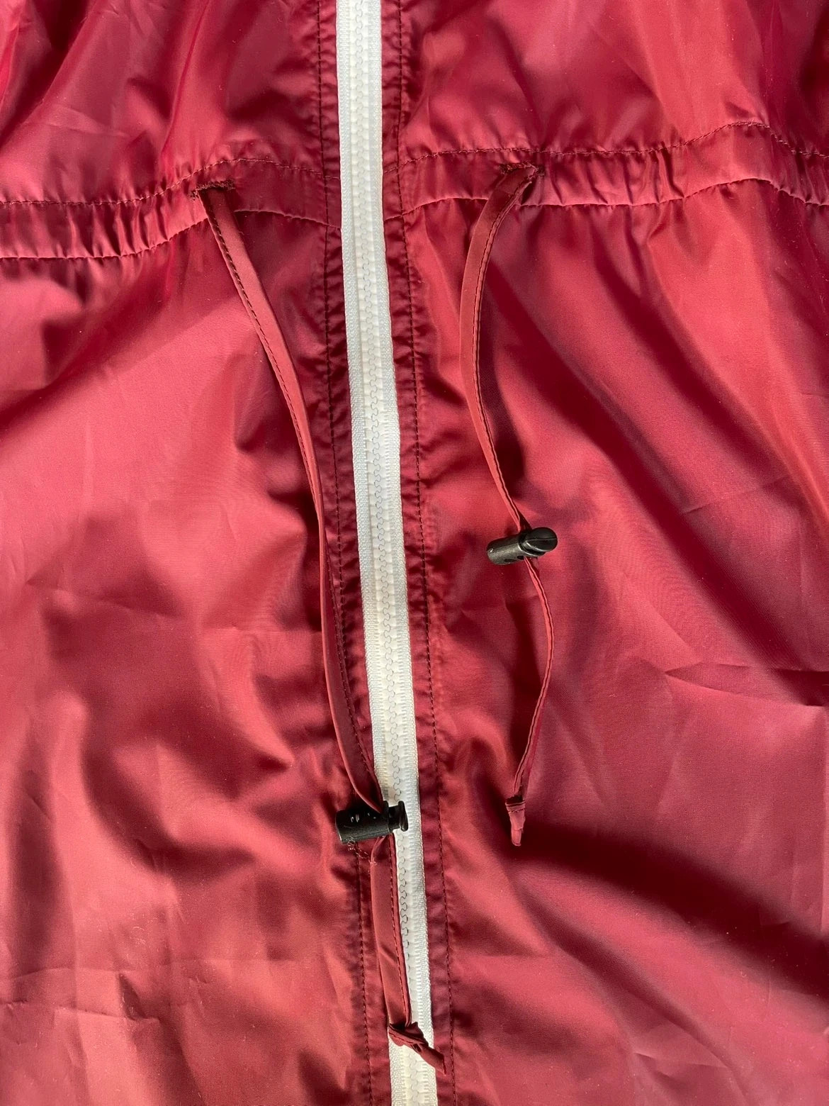 Coupe-vent SHEIN bordeaux à capuche – Taille XL / EU 44 – Shein – taille XL / 42 / 14 4