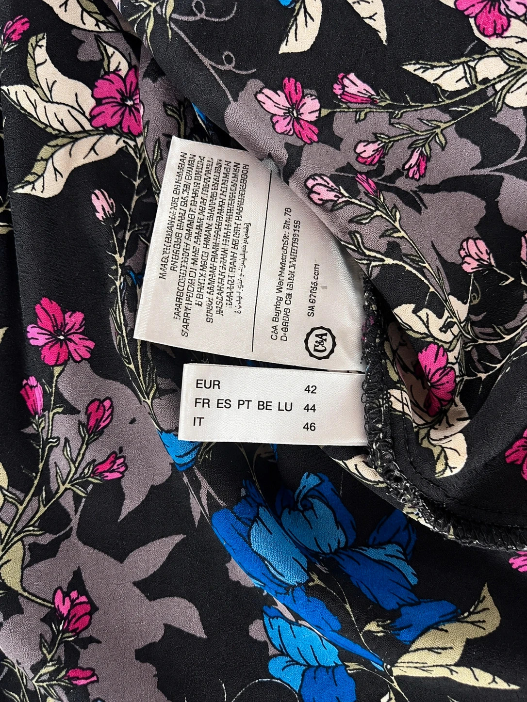 Robe fleurie Yessica taille 42 noire bleu rose – manches longues – Yessica – taille XL / 42 / 14 4
