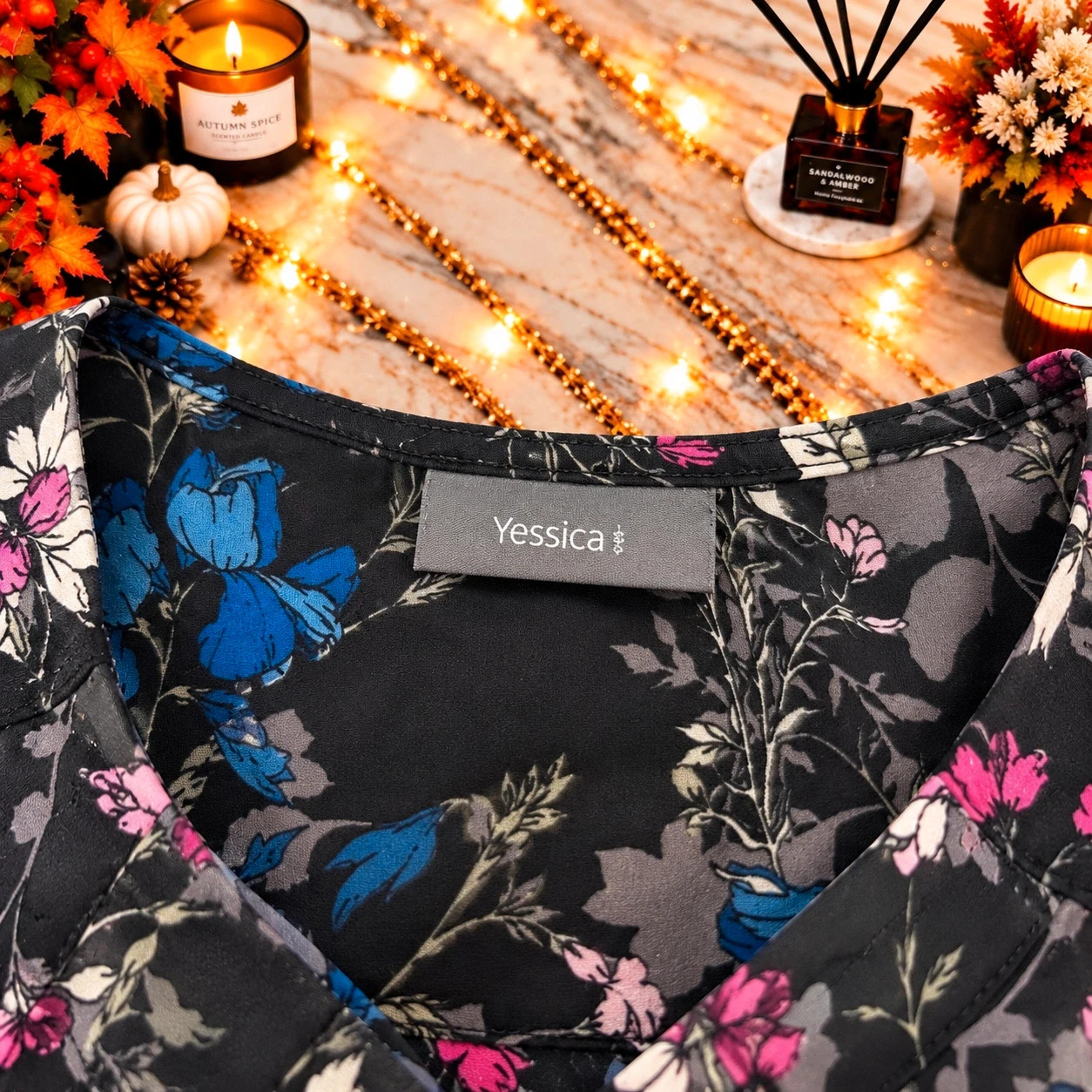 Robe fleurie Yessica taille 42 noire bleu rose – manches longues – Yessica – taille XL / 42 / 14 2
