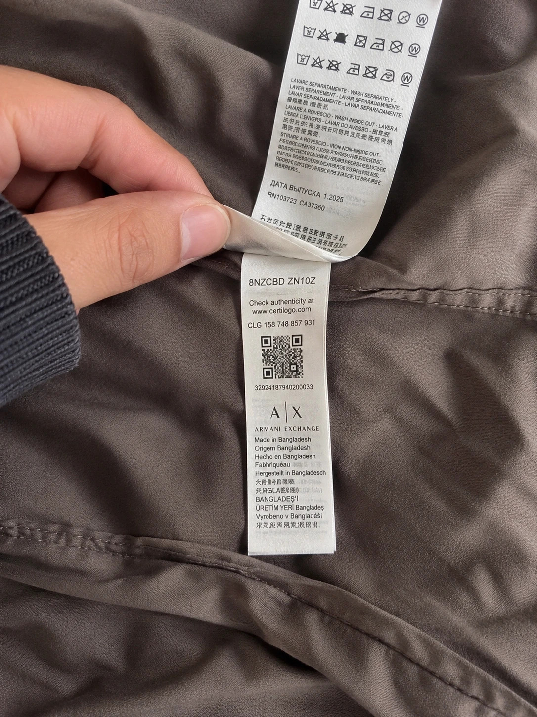 Chemise femme Armani Exchange A|X gris anthracite satinée – Taille XS – Armani Exchange – taille XS / 34 / 6 4