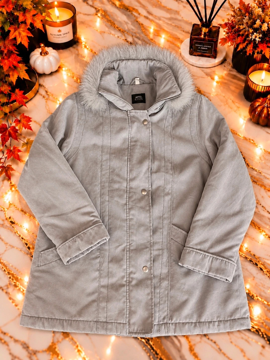 Manteau d’Auvry Exclusive gris à capuche fourrure – Taille FR 48