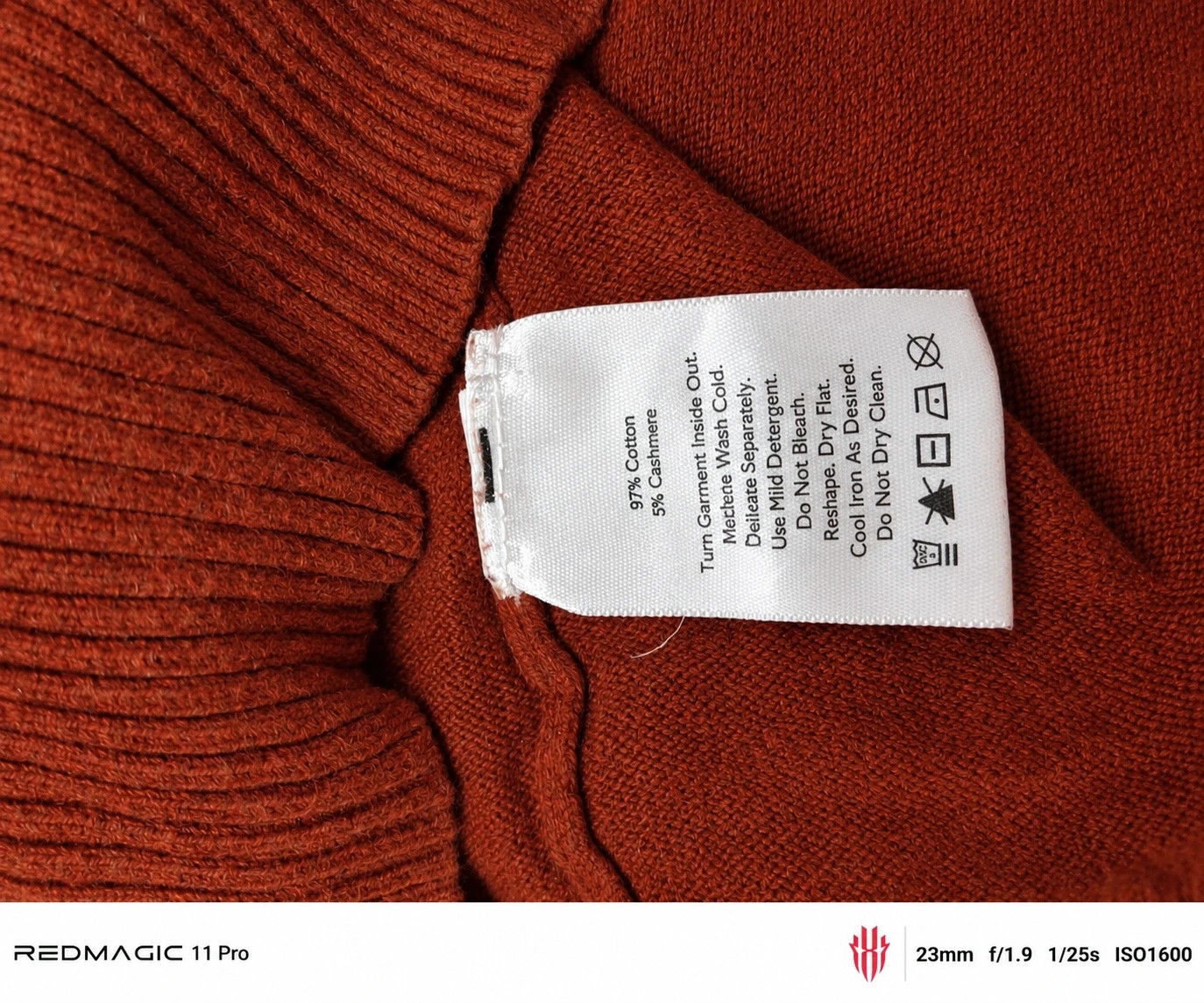 Pull Eddie Bauer Homme Orange Brique Rouille – Taille L – Col V – Coton et Cachemire – Eddie Bauer – taille L 4