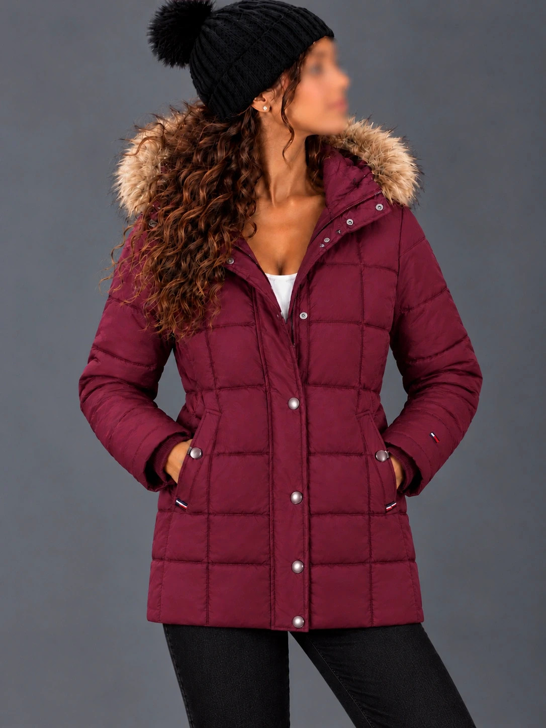 Doudoune Tommy Hilfiger Femme Bordeaux – Taille M – Manteau Matelassé à Capuche Fourrure – Hiver