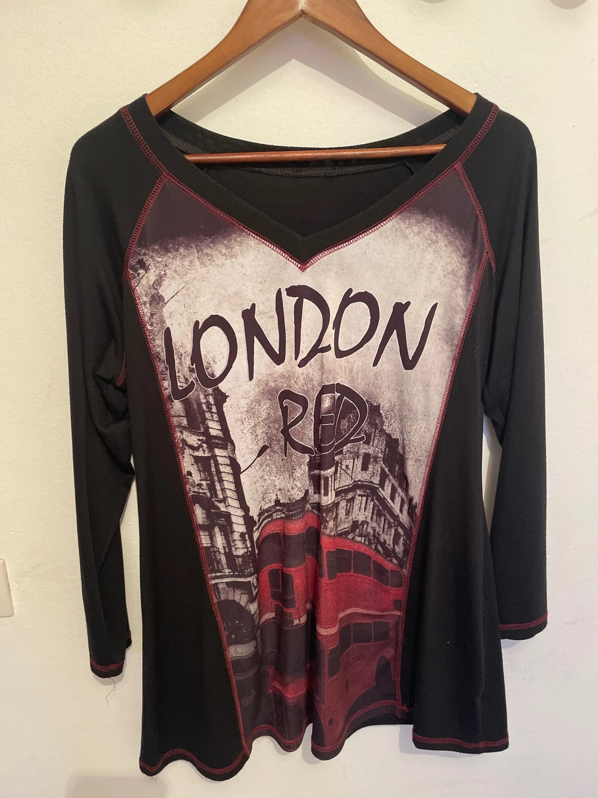 Jersey fino negro "London Red" - Talla M - Estilo Urbano