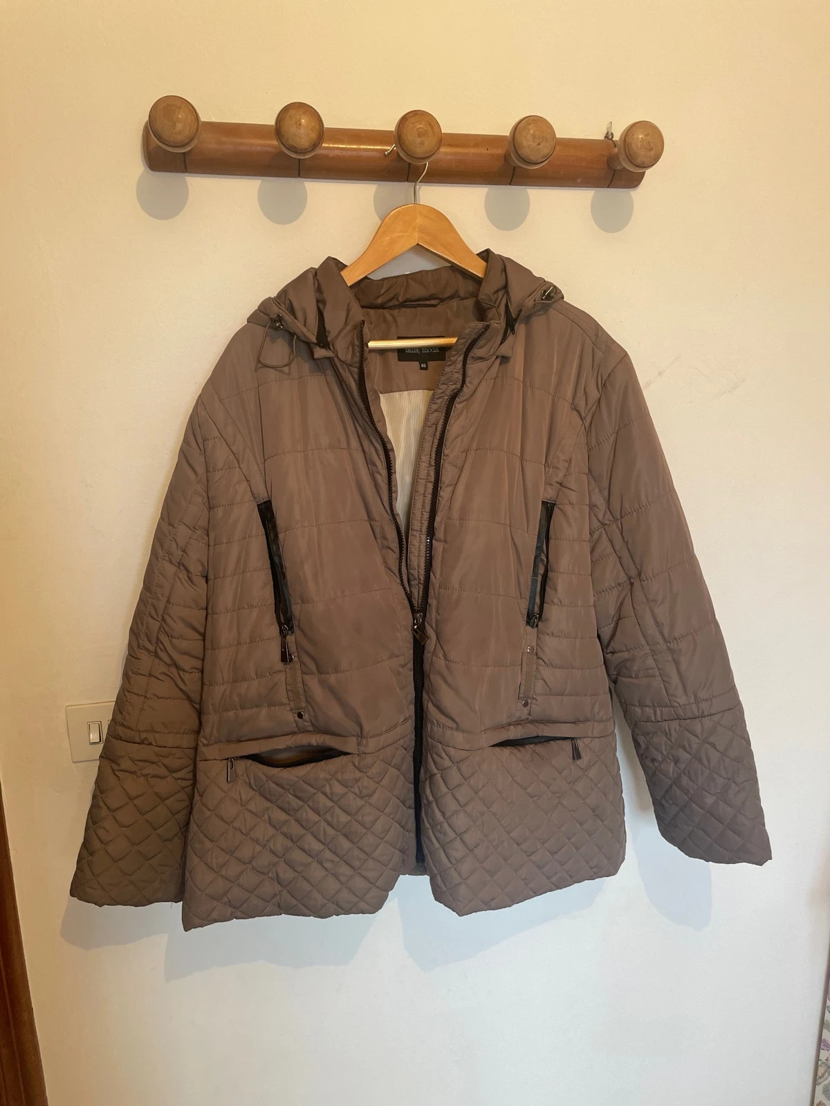 Chaqueta acolchada ligera marrón - Talla 60 - Talla y Moda