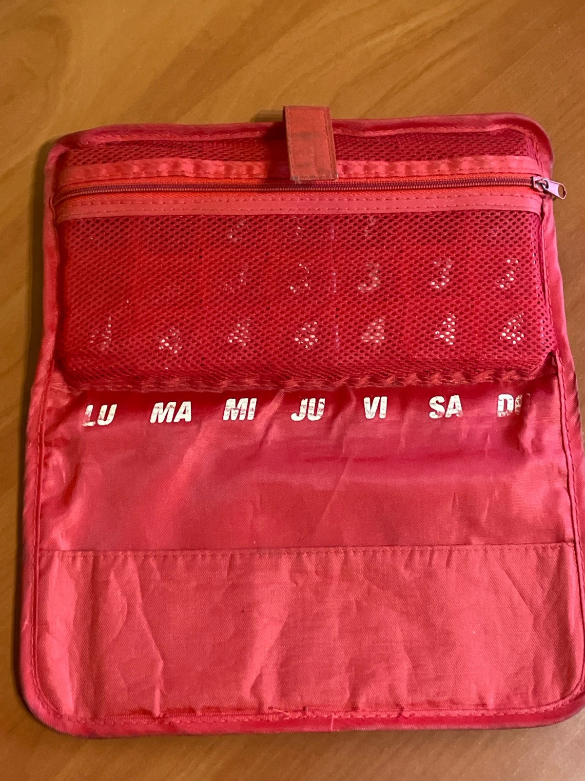 Pastillero semanal para viajar – wso 3